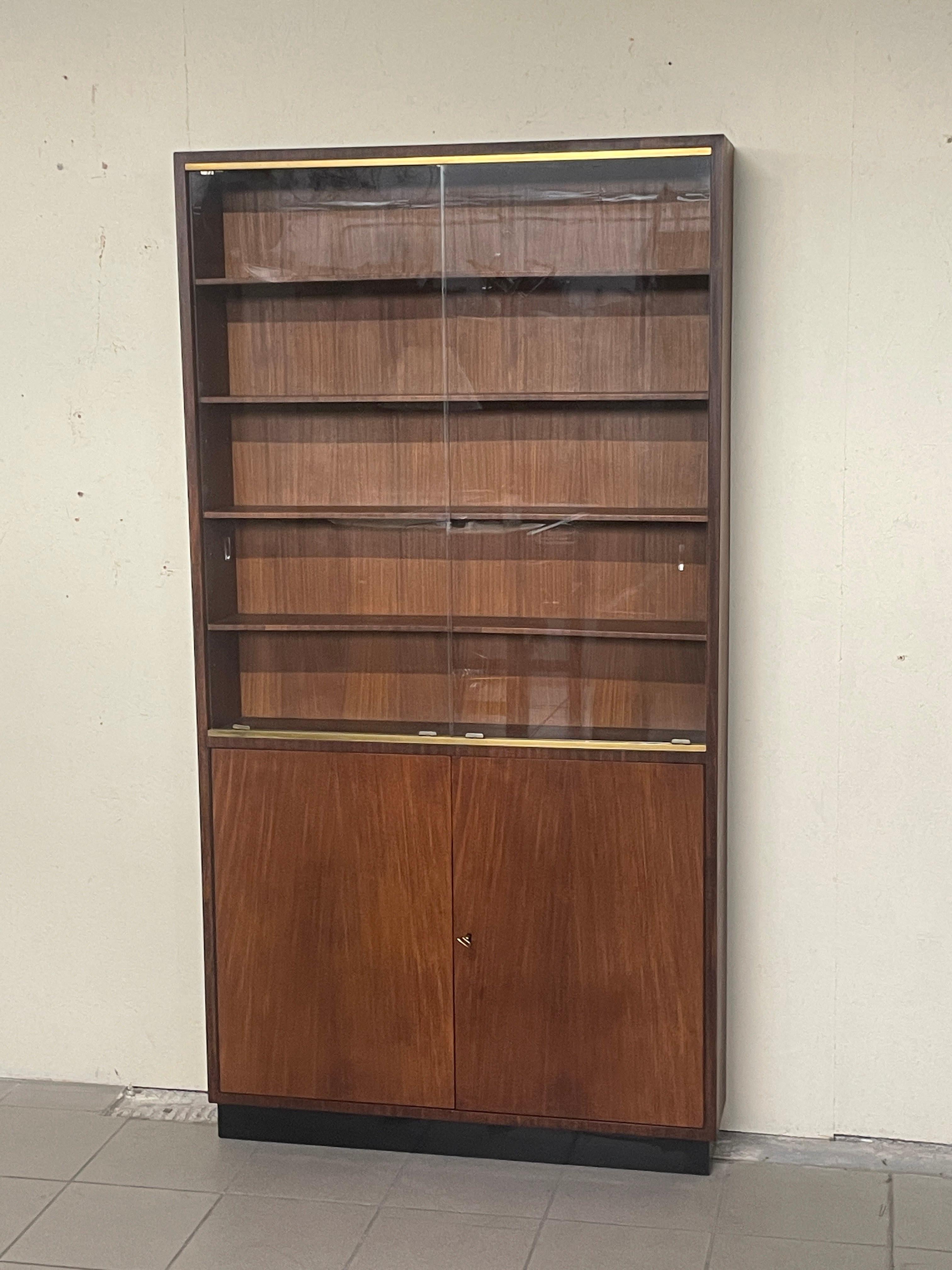 1960s bookcase display cabinet For Sale 12