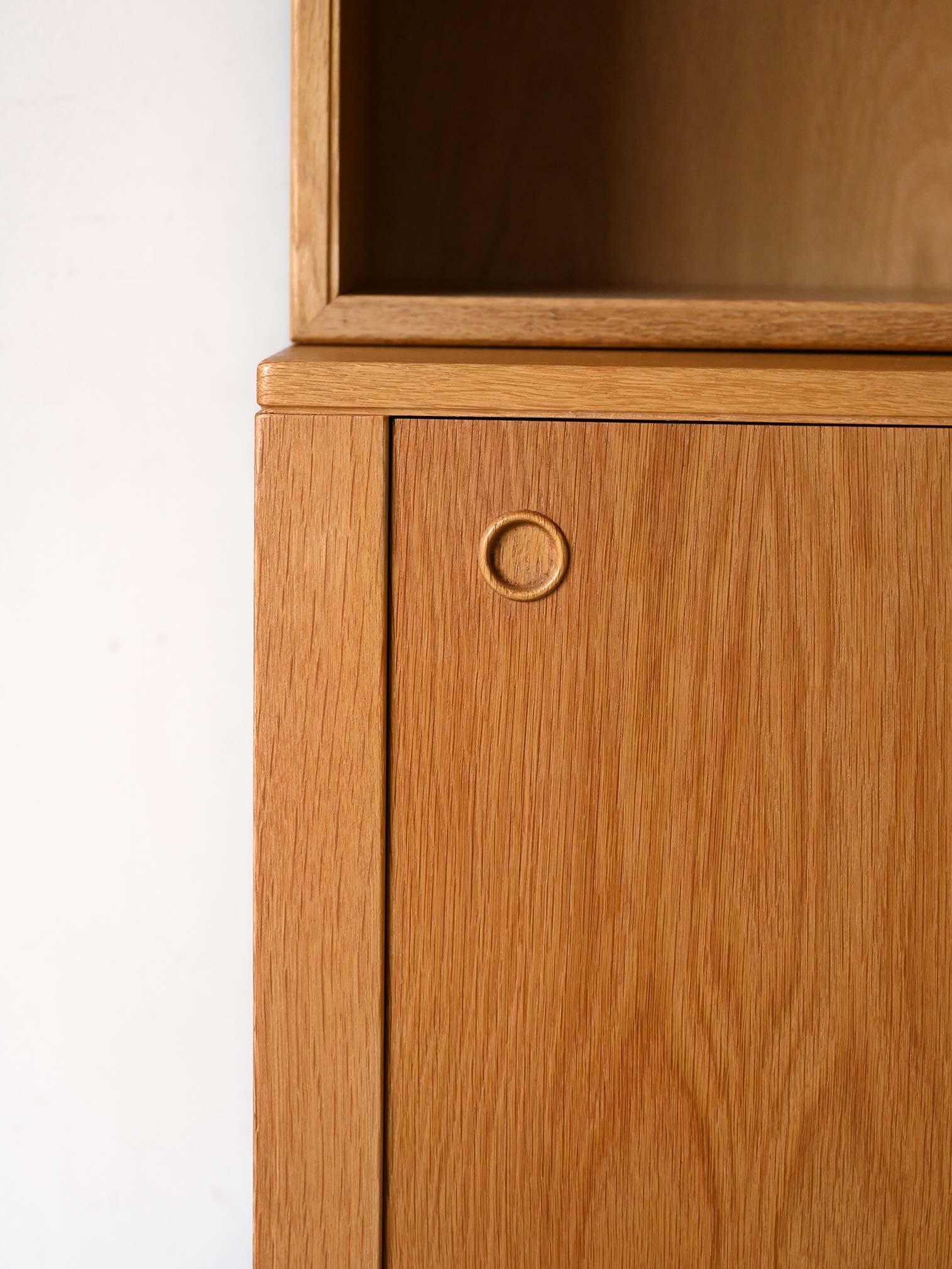 Scandinavian vintage oak bookcase cabinet For Sale 2