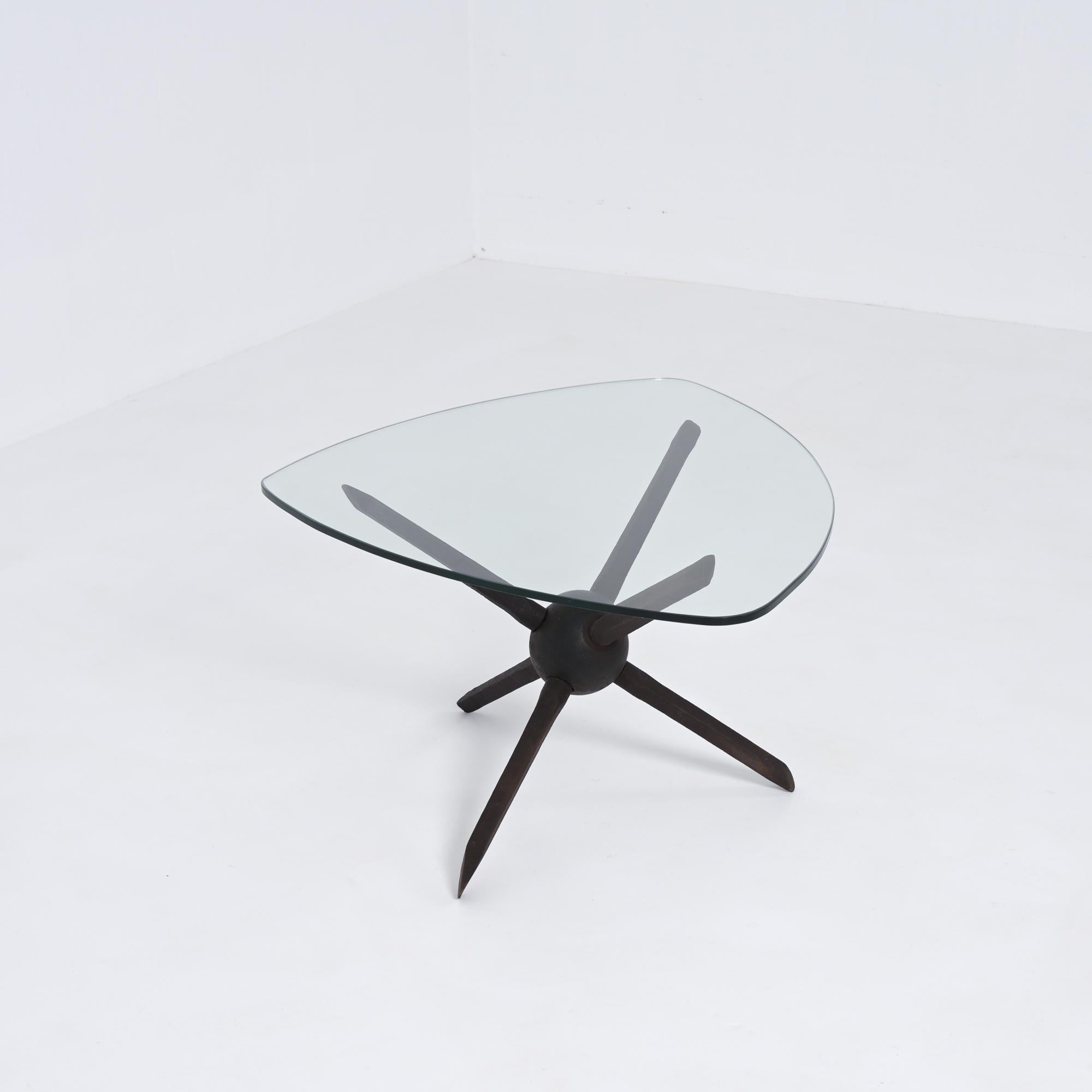 This historic object is commonly known as the “Spinnenkop” or the “Friese Ruiter” in Belgium. This object, which originated from a military background as a mobile and defensive obstacle, was used by the customs or ‘douane’. These obstacles were