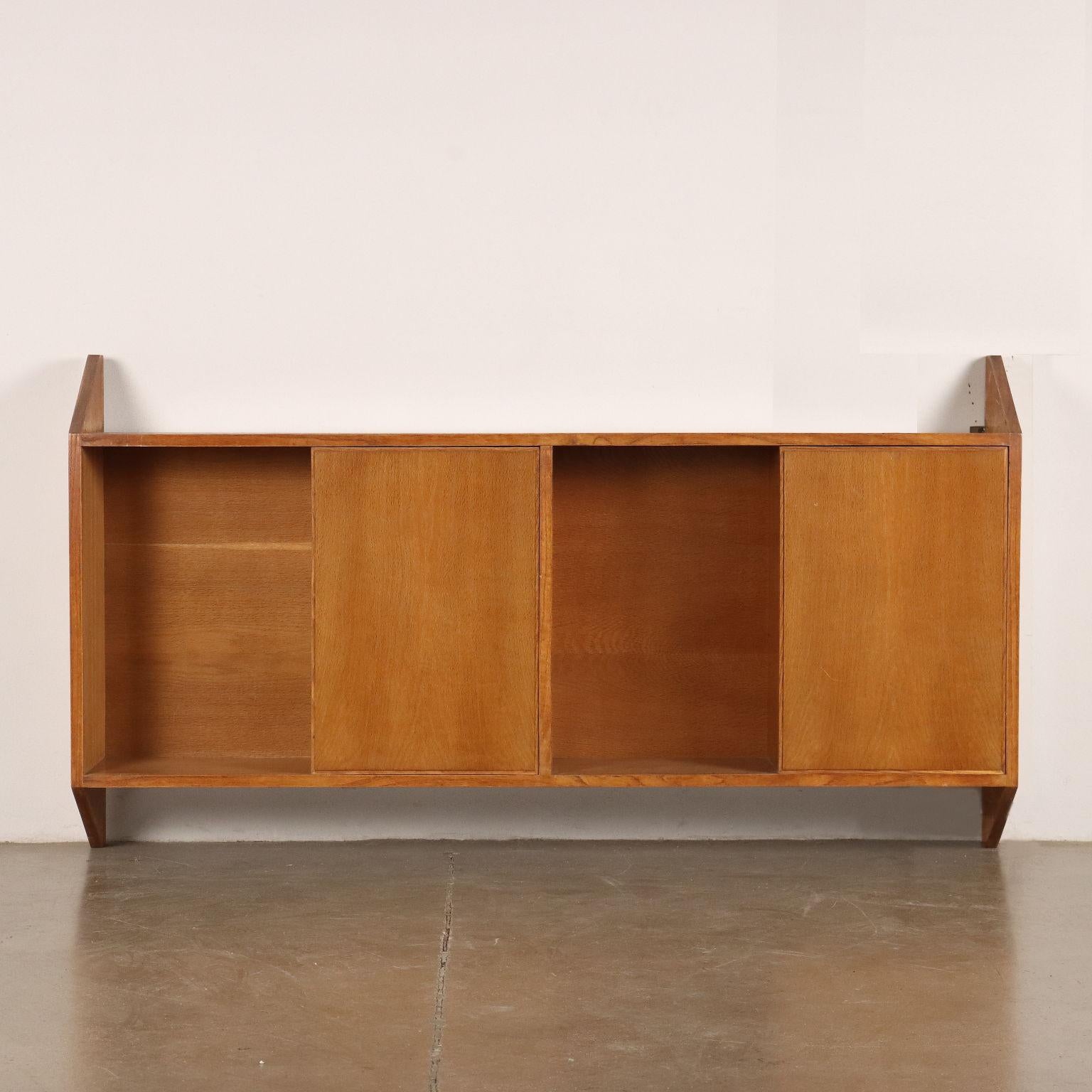 Mid-Century Modern 1950s wall cabinet, oak veneer, light brown For Sale