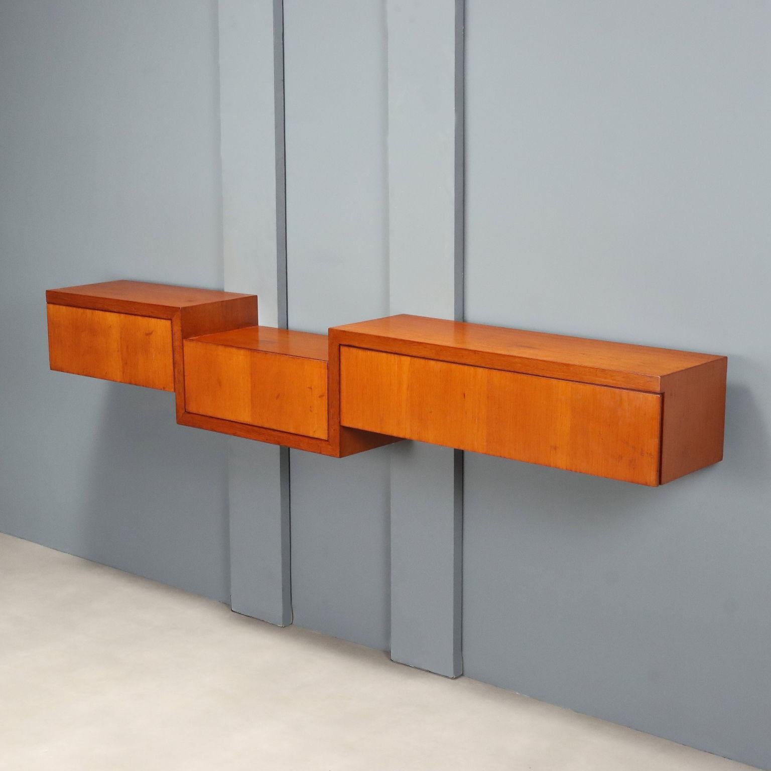 Schrank mit aufklappbaren Fächern, mahagonifarbenes Holz, sehr guter Zustand, restauriert,