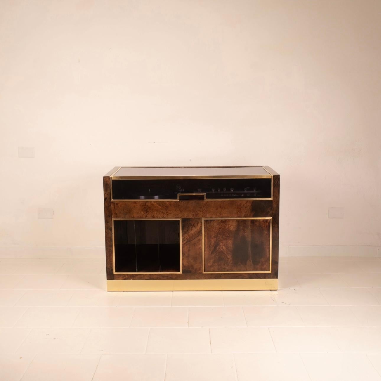 Mid-20th Century Mobile Radio and DJ by Aldo Tura for Tura Milano 1960