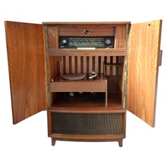 Siemens "Type M 848" Radio-Phonograph Cabinet - 1950s Design Icon