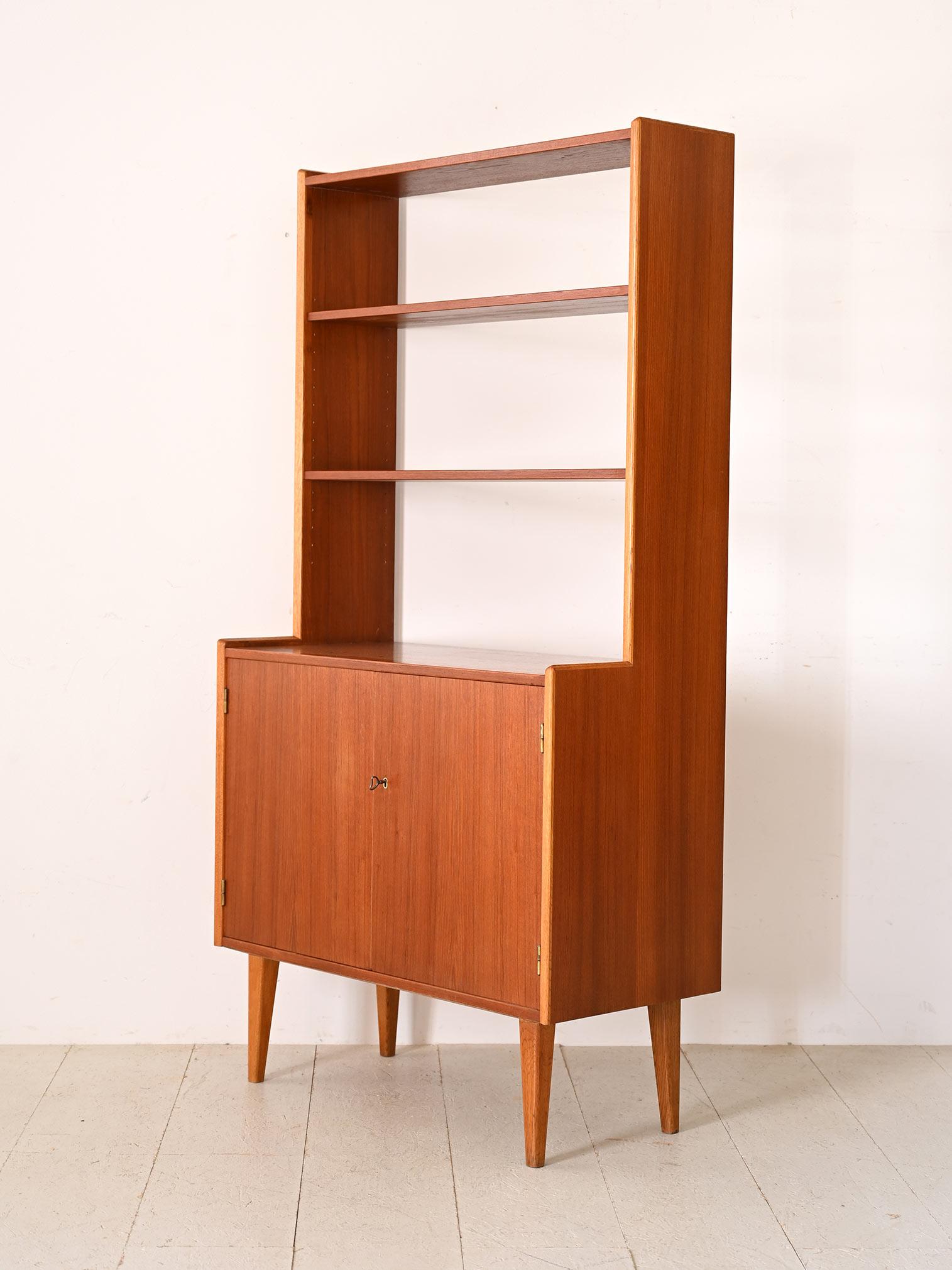 Scandinavian Modern Scandinavian furniture with shelving For Sale
