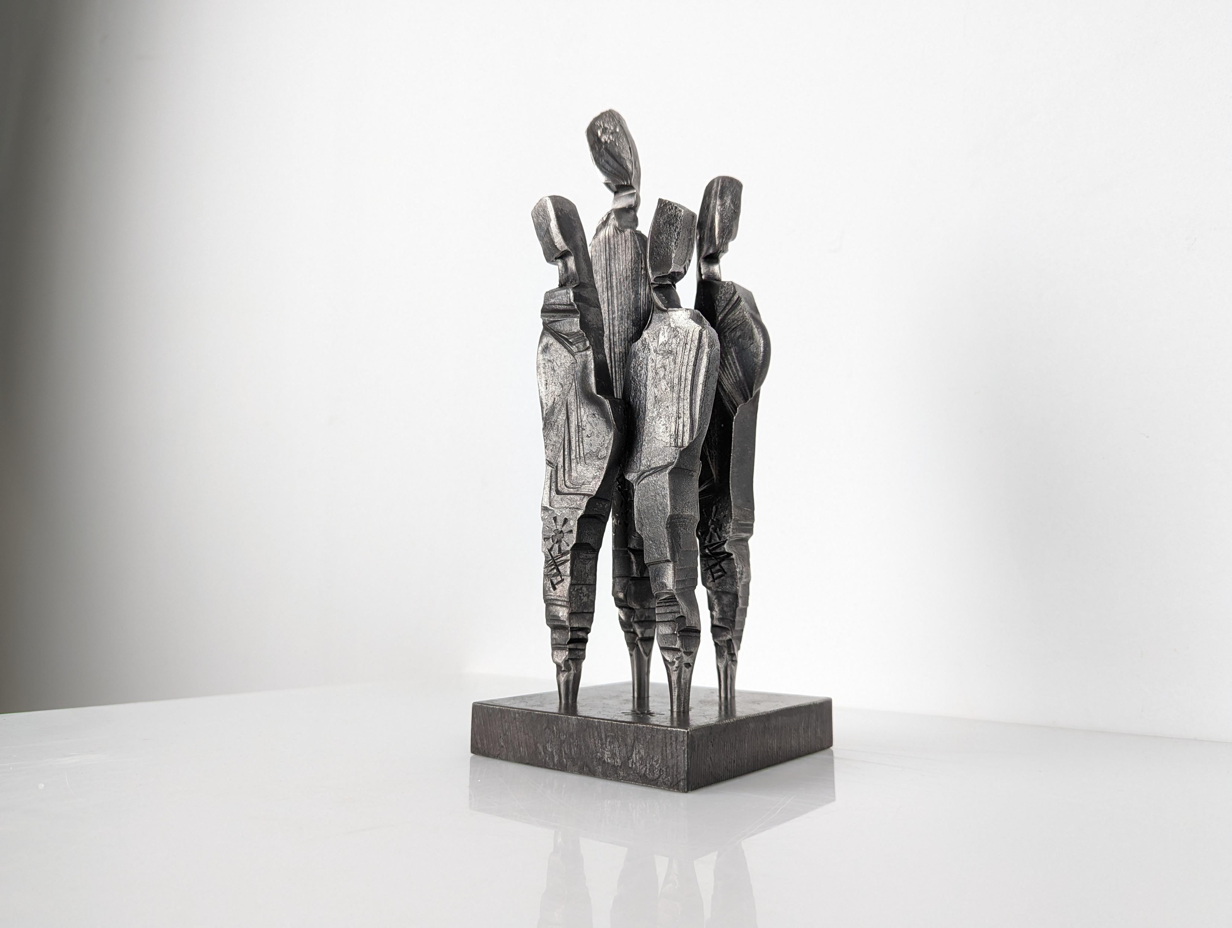 Mobile-Skulptur aus Stahl von Maxime Plancque (21. Jahrhundert und zeitgenössisch) im Angebot