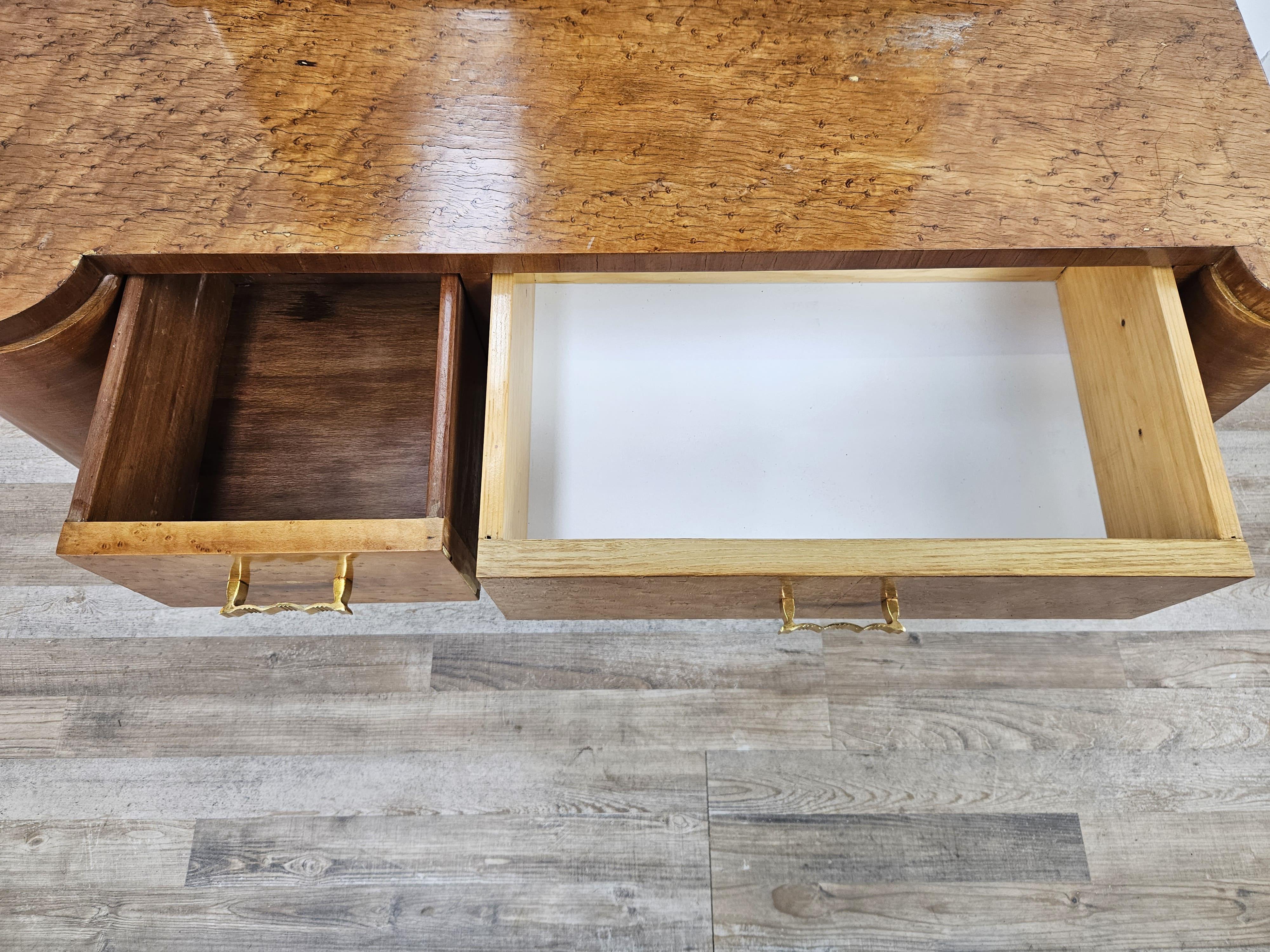 Coiffeuse Art Déco en loupe de tuja avec grand miroir et tiroirs 1940 en vente 11