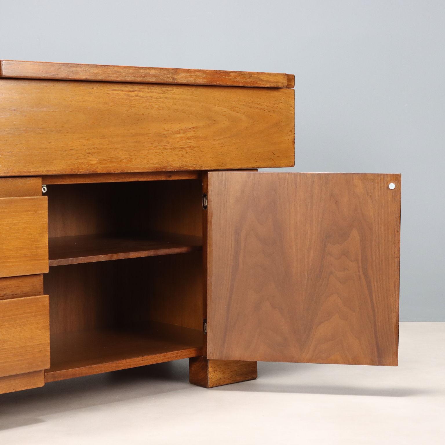 Möbel 'Torbecchia' von Giovanni Michelucci für Poltronova 1960-70er Jahre (Mid-20th Century) im Angebot