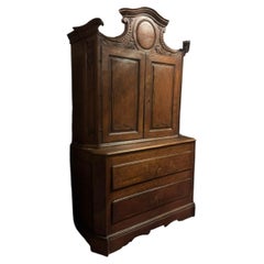 Doppelter Nussbaumschrank mit Buchsbaumintarsien, Italien