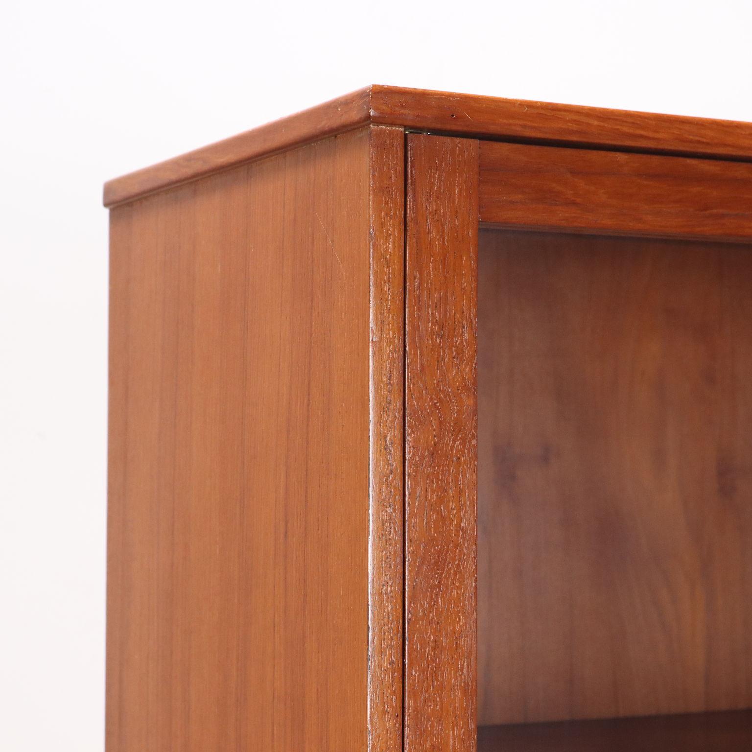 Mid-20th Century Mobile Vetrina in Teak Anni 60 in vendita