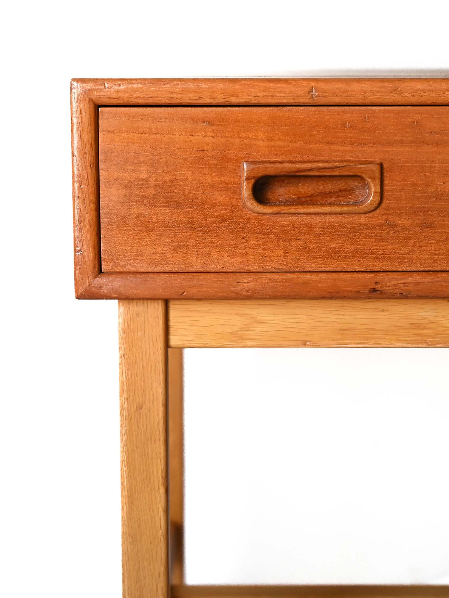 Vintage-Dielenschrank im Zustand „Gut“ in Brescia, IT