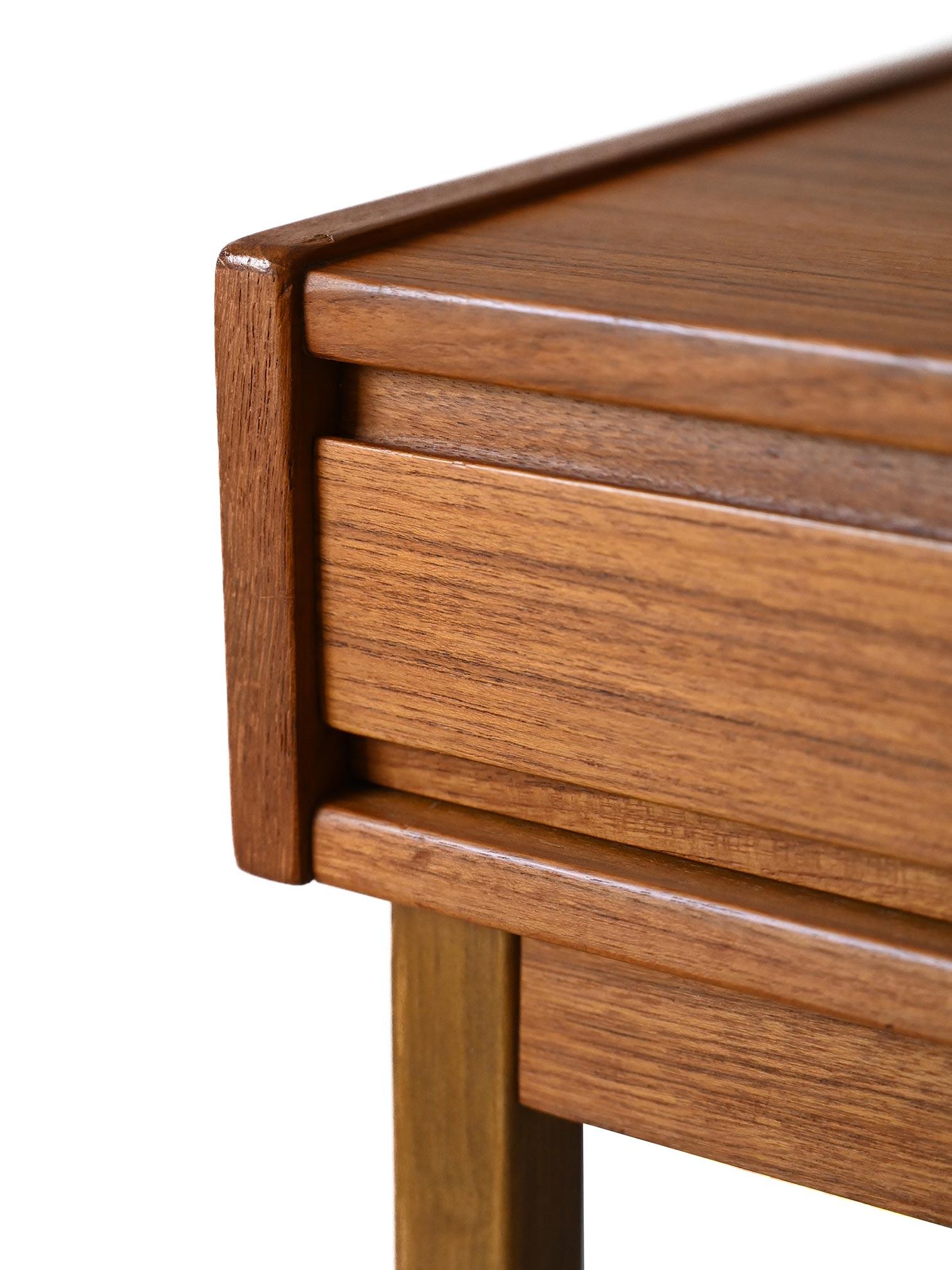 Mueble recibidor vintage Escandinavo moderno