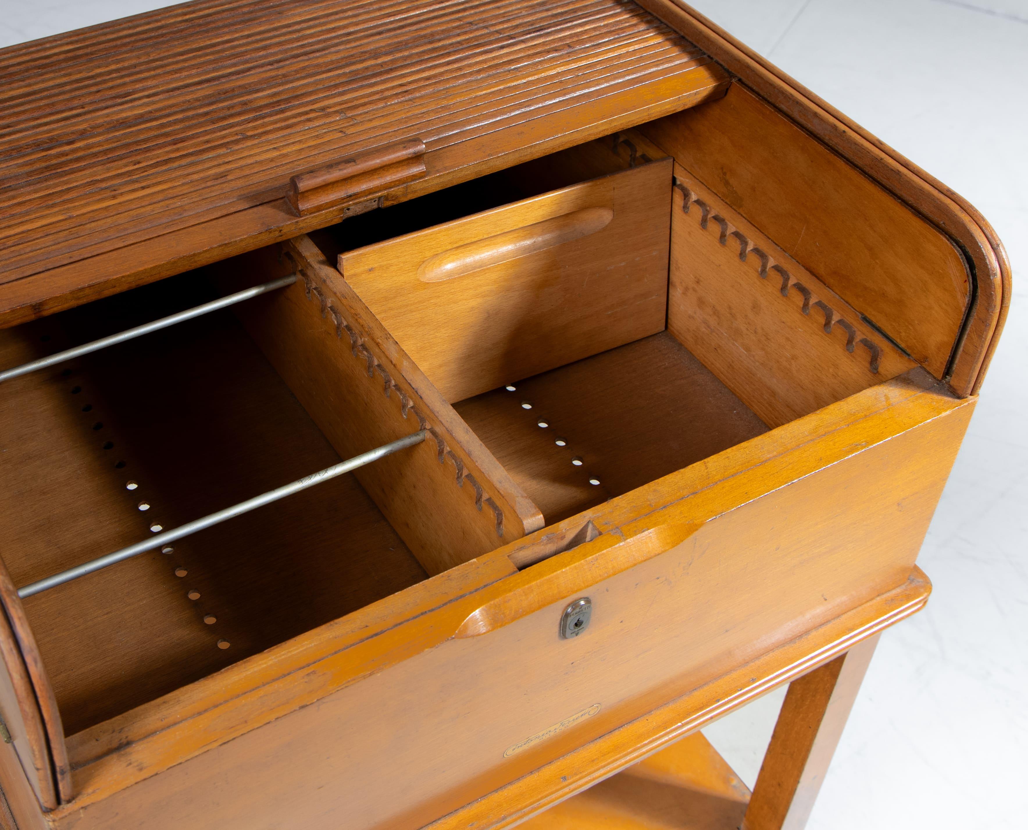 Mobiletto contenitore con serrandina, 1960 en vente 3
