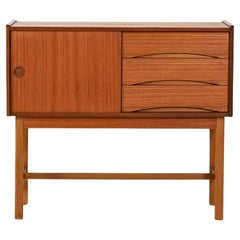 Scandinavian entryway cabinet from the 50s-60s
