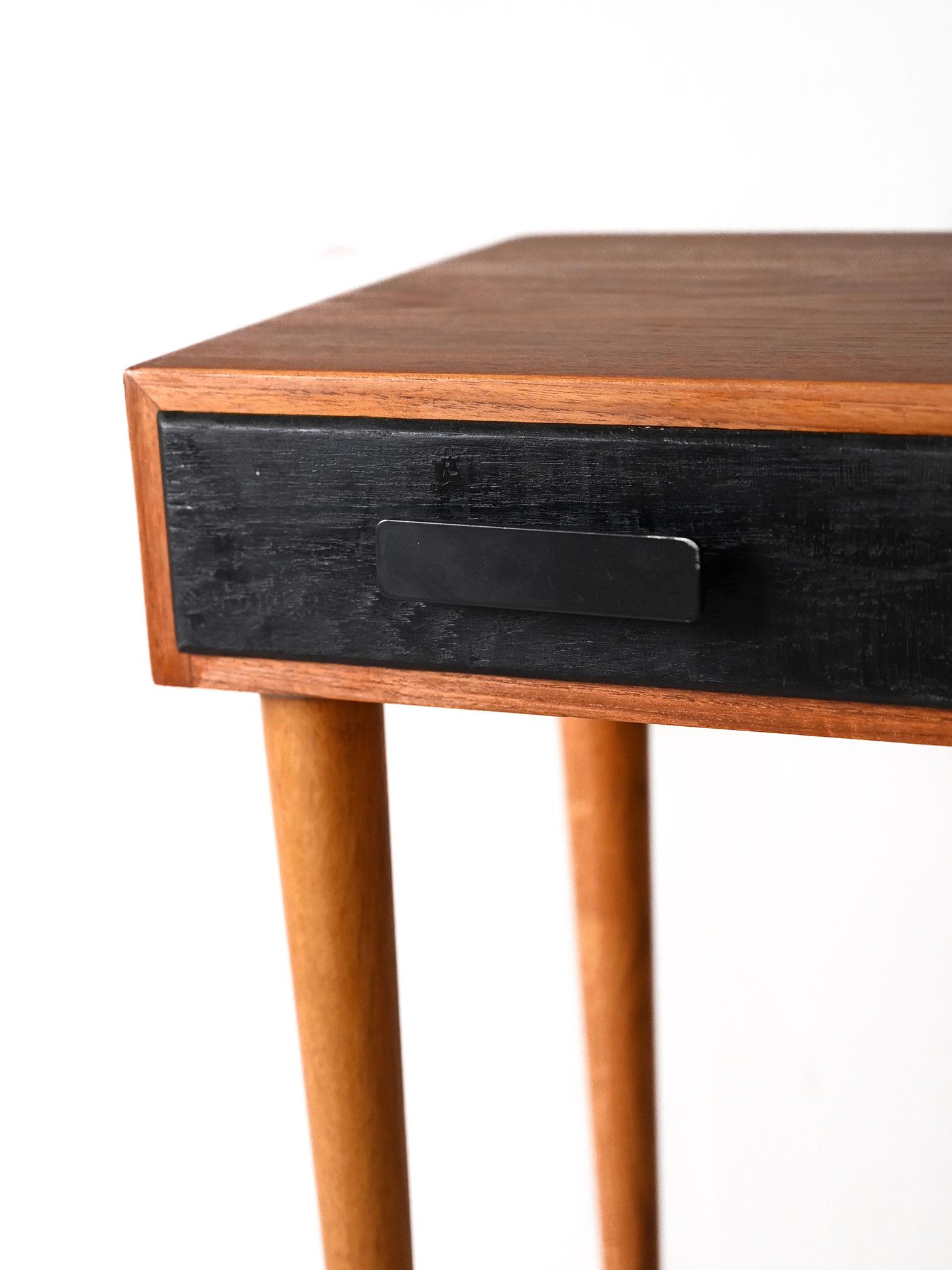 Oak Scandinavian 1960s teak phone cabinet For Sale