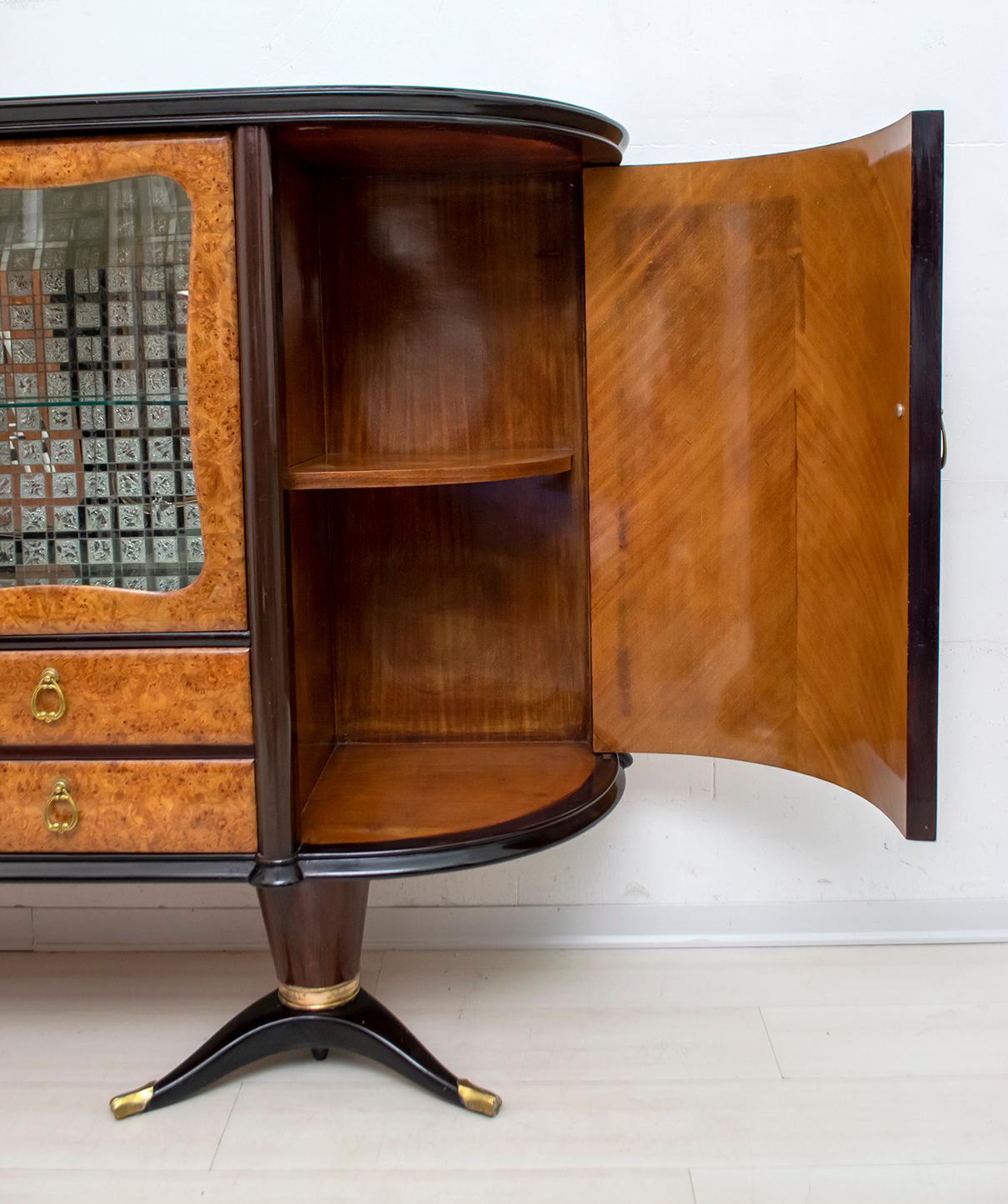 Paolo Buffa Mid-Century Modern Italian Mahogany and Walnut Bar Cabinet, 1950s For Sale 8
