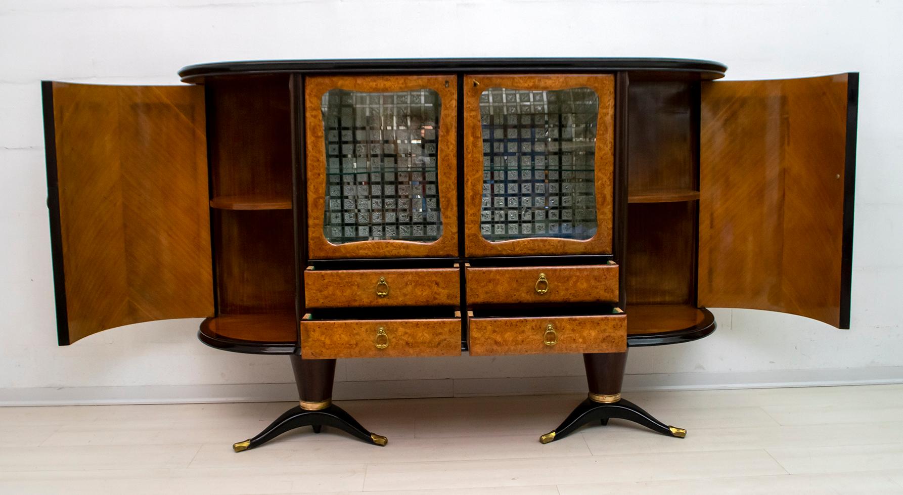 Paolo Buffa Mid-Century Modern Italian Mahogany and Walnut Bar Cabinet, 1950s For Sale 8