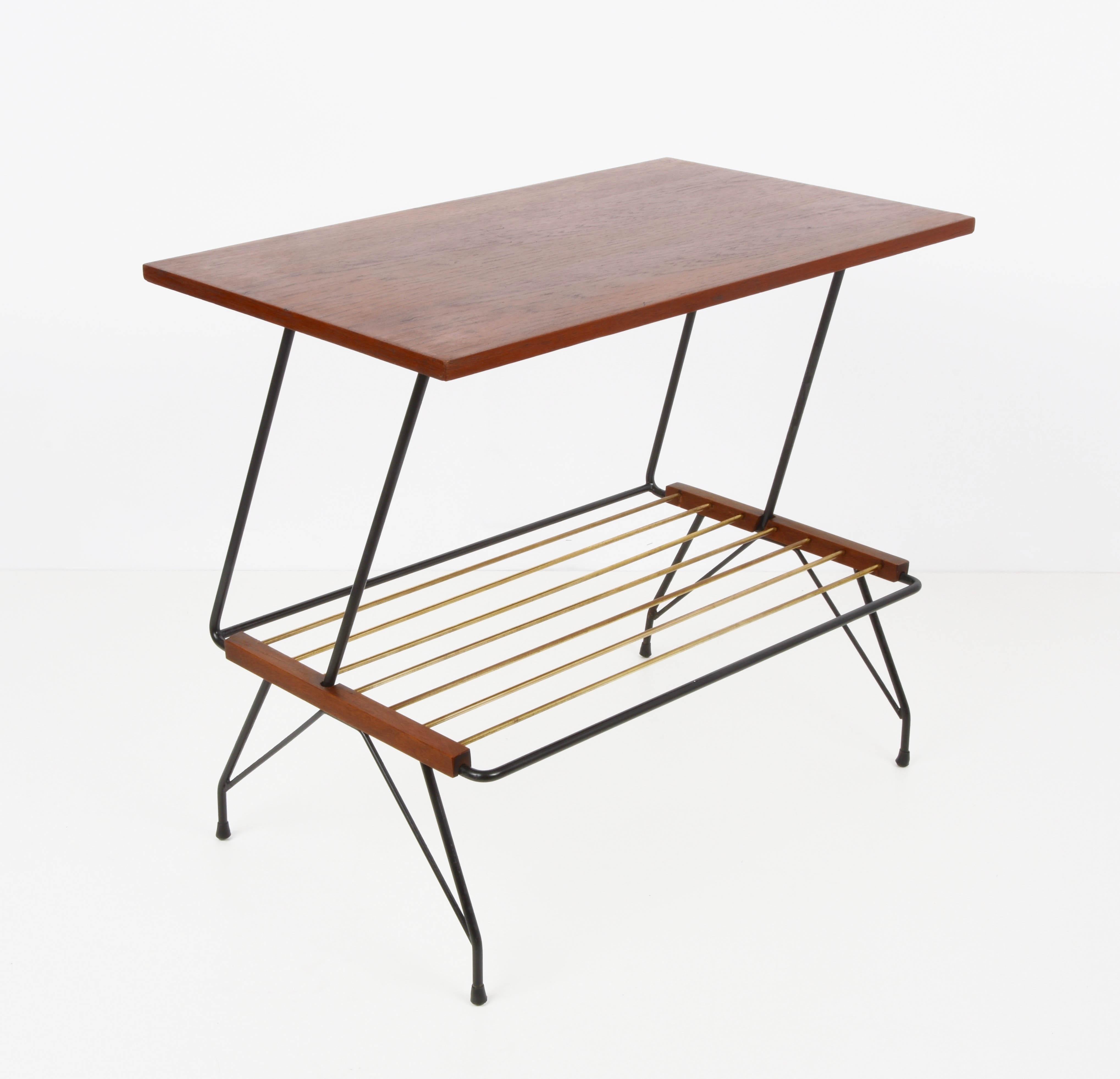 Mobili Pizzetti Midcentury Italian Coffee Table with Brass Magazine Rack, 1950s In Good Condition In Roma, IT