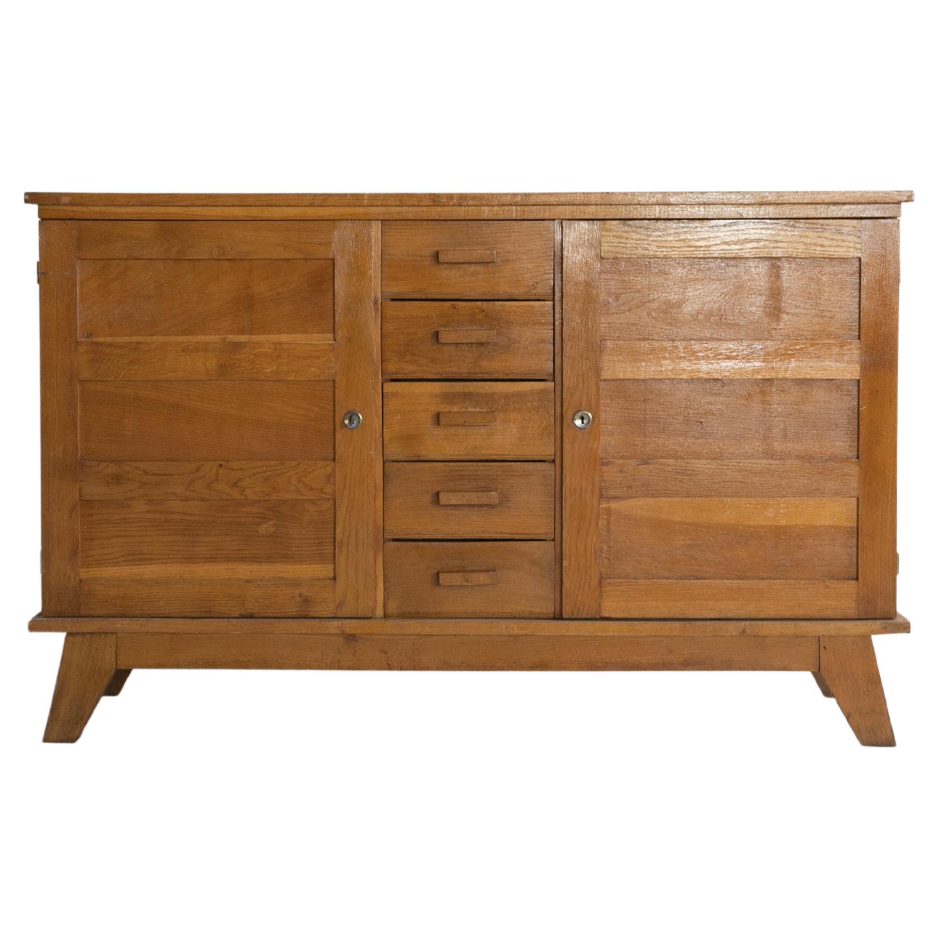 Mobilier d'urgence type v.150 par Rene Gabriel