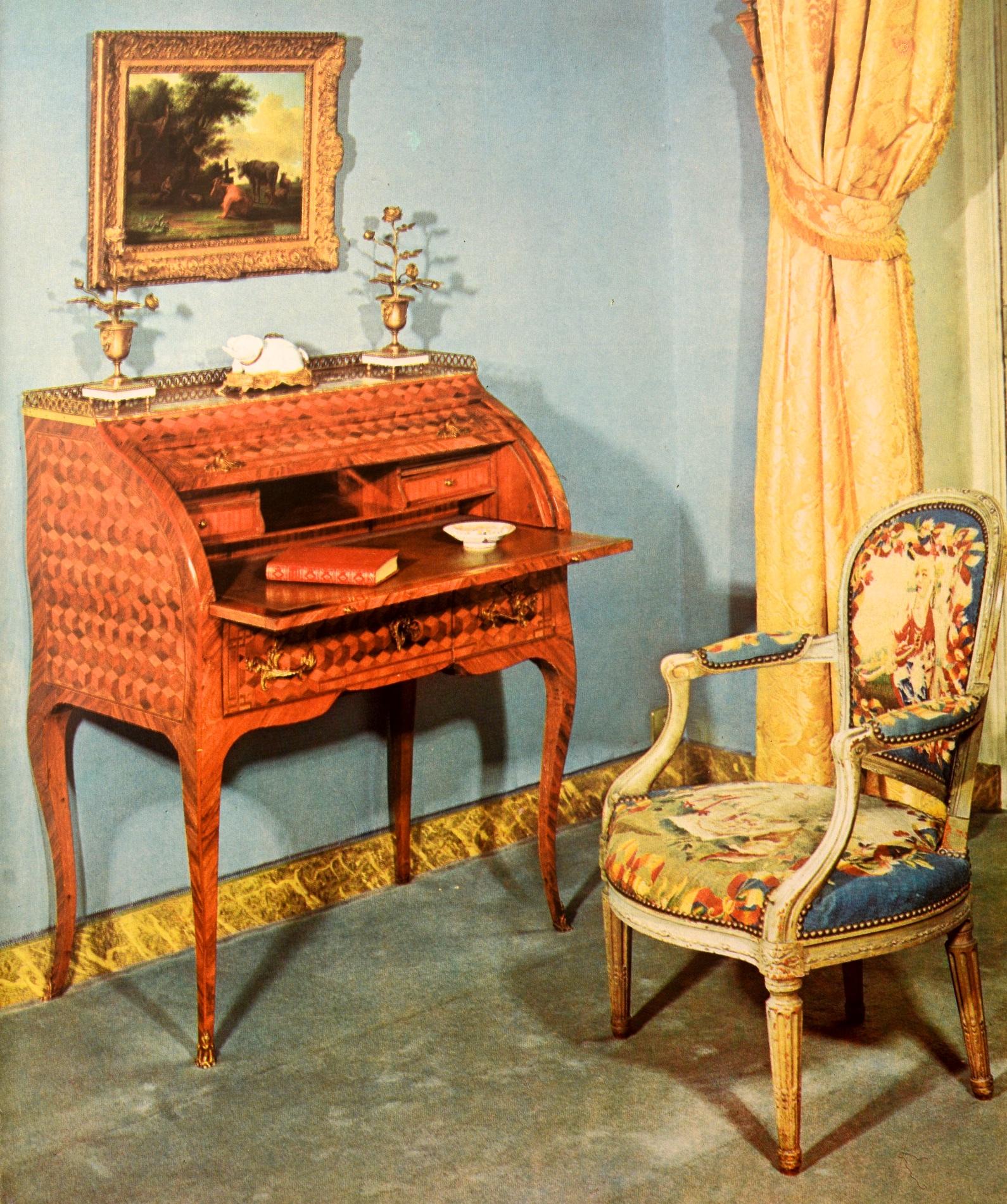 Mobilier Louis XVI de Monica Burckhardt, 1ère édition en vente 12
