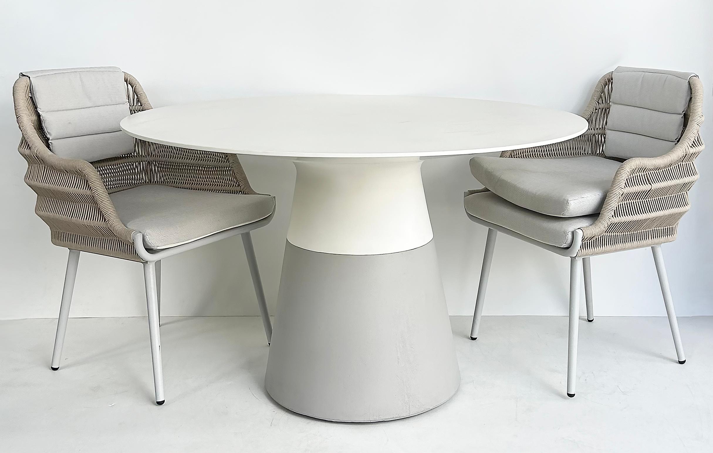 Mobital Maldives Dining Table, Solid Composit Surface Top, Concrete Polymer Base

Offered for sale is the Mobital Maldives Dining Table which is a durable, indoor/outdoor table featuring a seamless, white solid surface top and a concrete polymer