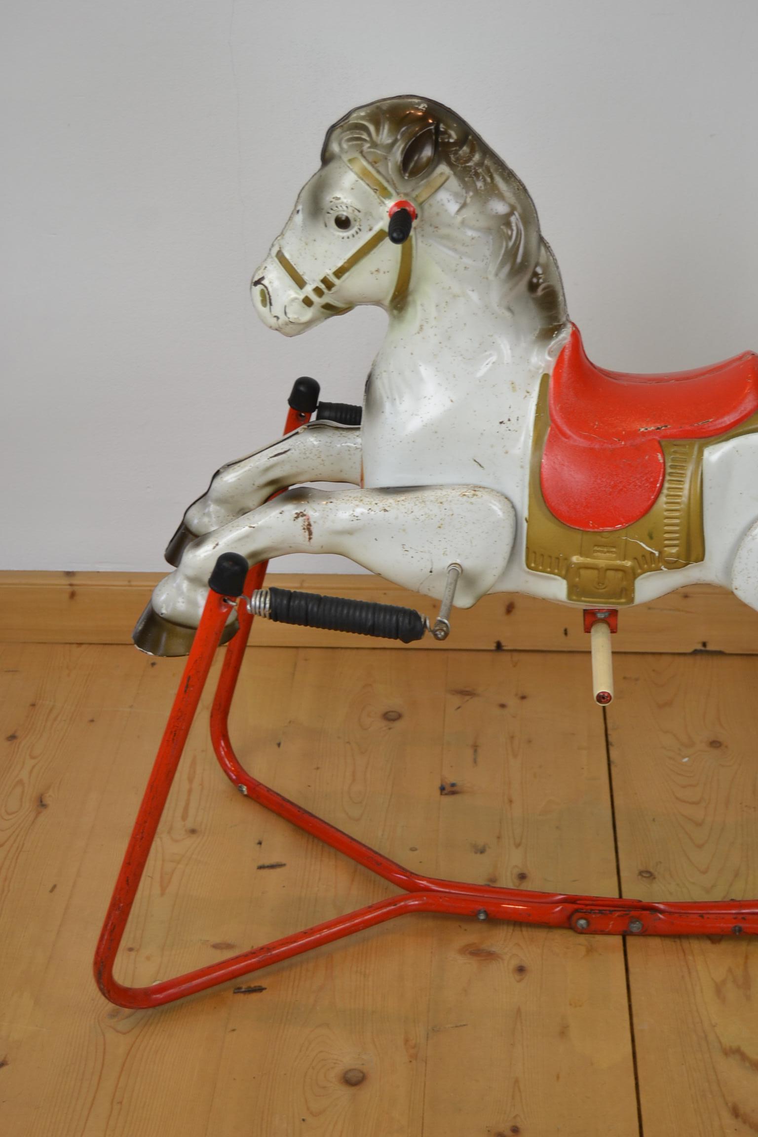 Mobo Prairie King Rocking Horse Toy, England, 1960s For Sale 3