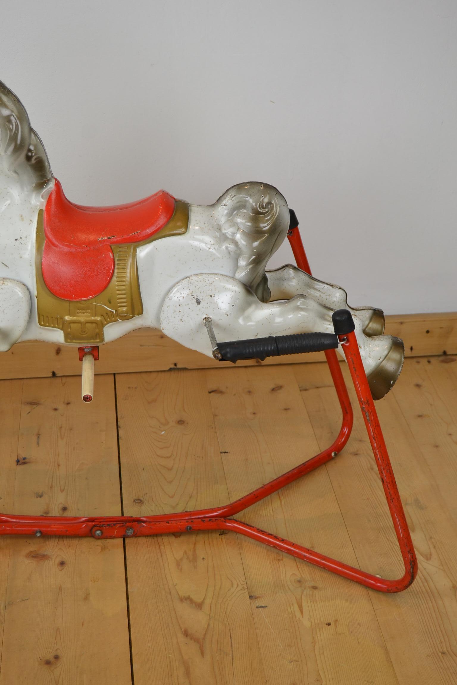 Mobo Prairie King Rocking Horse Toy, England, 1960s For Sale 4