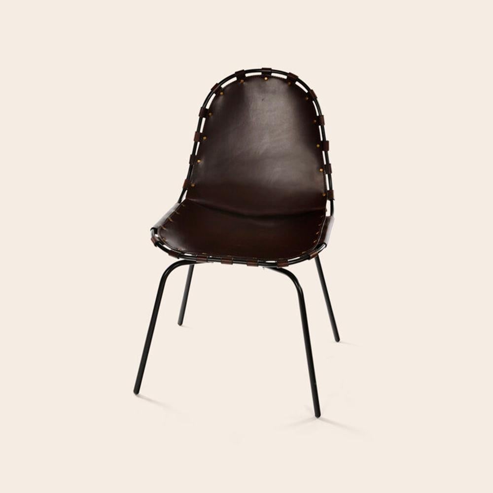 Mocca Stretch chair by OxDenmarq
Dimensions: D 55 x W 47 x H 85 cm
Materials: Leather, Black Powder Coated Steel
Also Available: Different colors available.

OX DENMARQ is a Danish design brand aspiring to make beautiful handmade furniture,