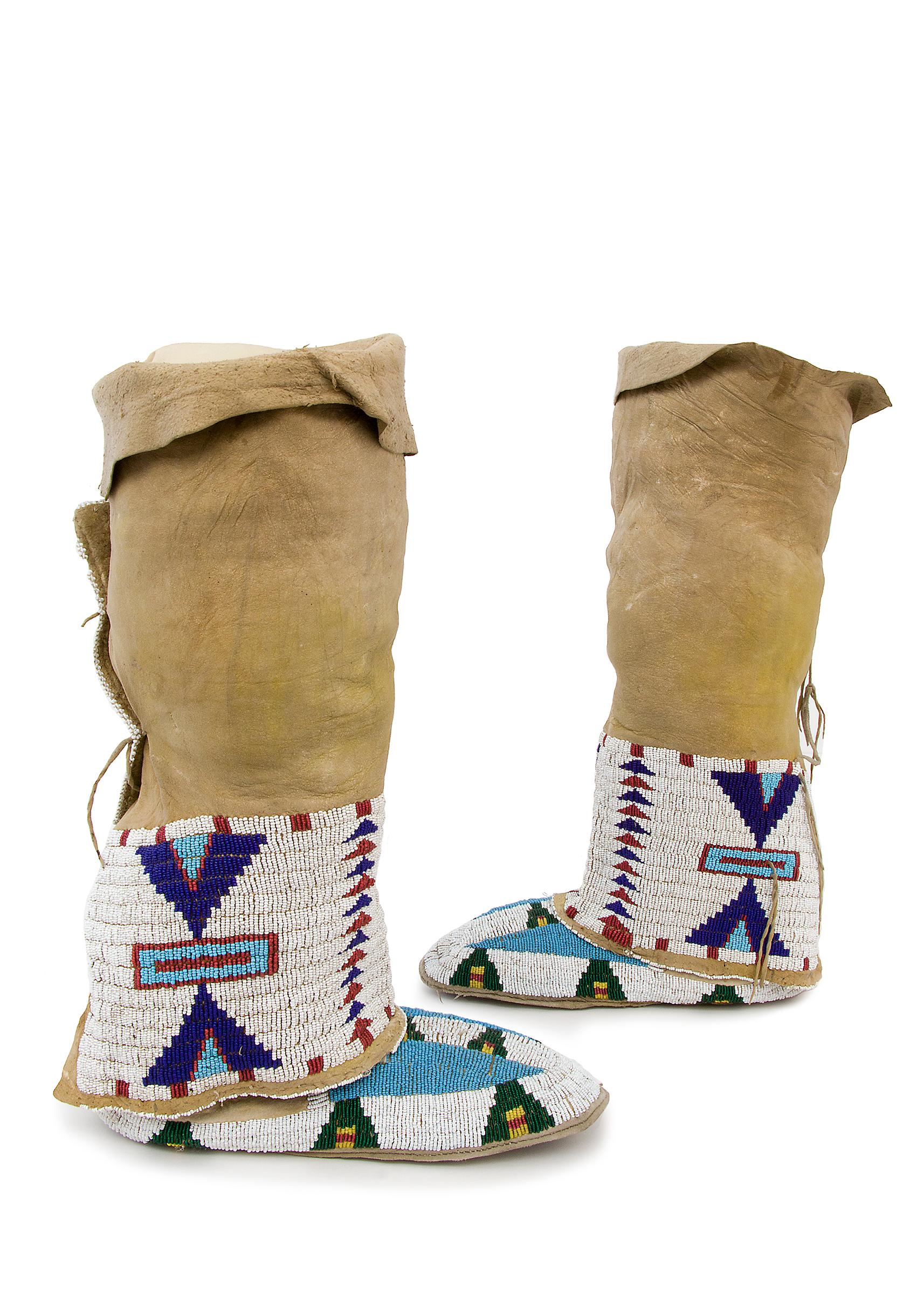 Beaded Moccasins and Leggings, Sioux 'Plains', circa 1910, Native American Beadwork