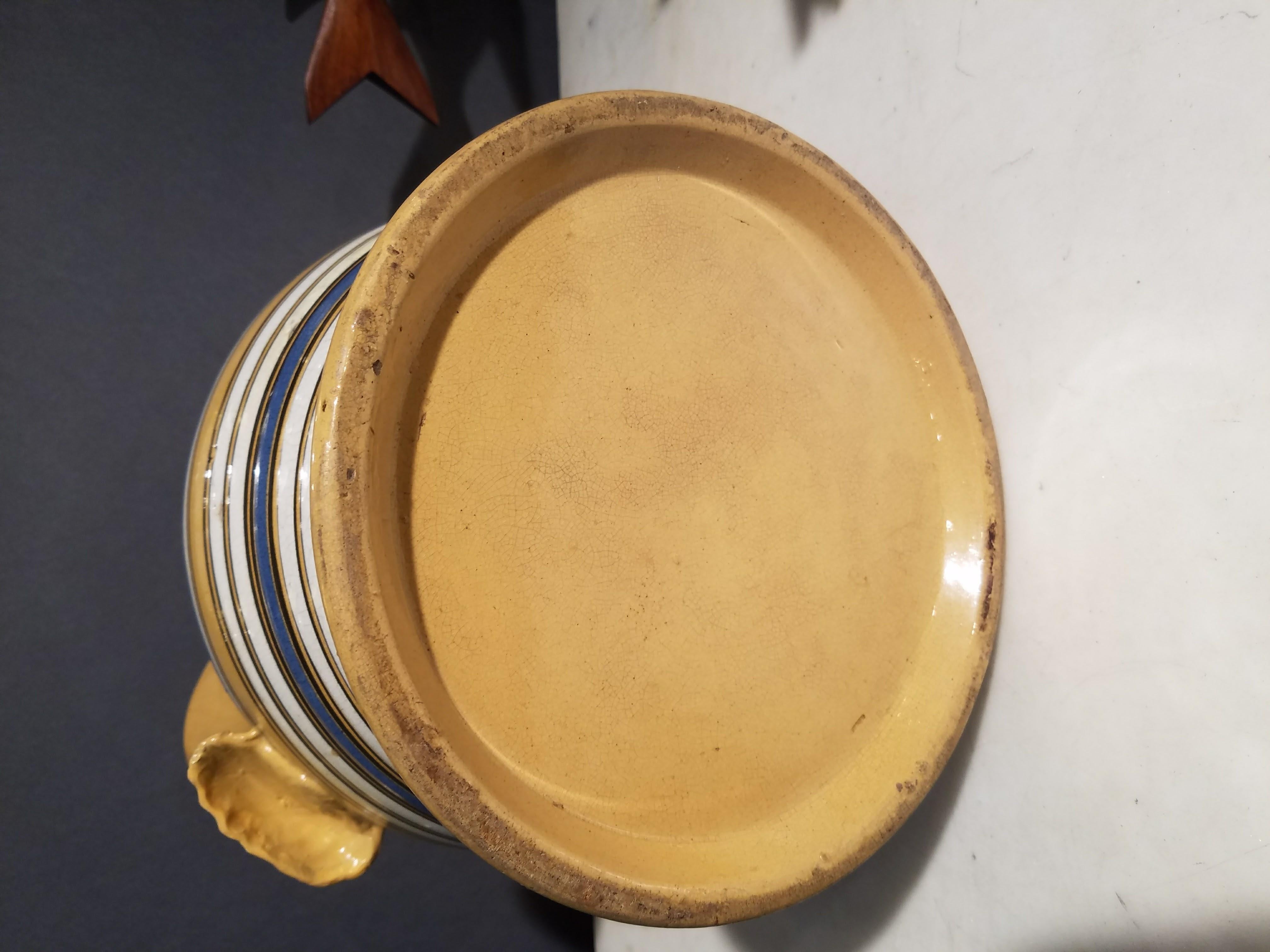 Grand pichet jaune à bandes multiples Mocha en vente 1