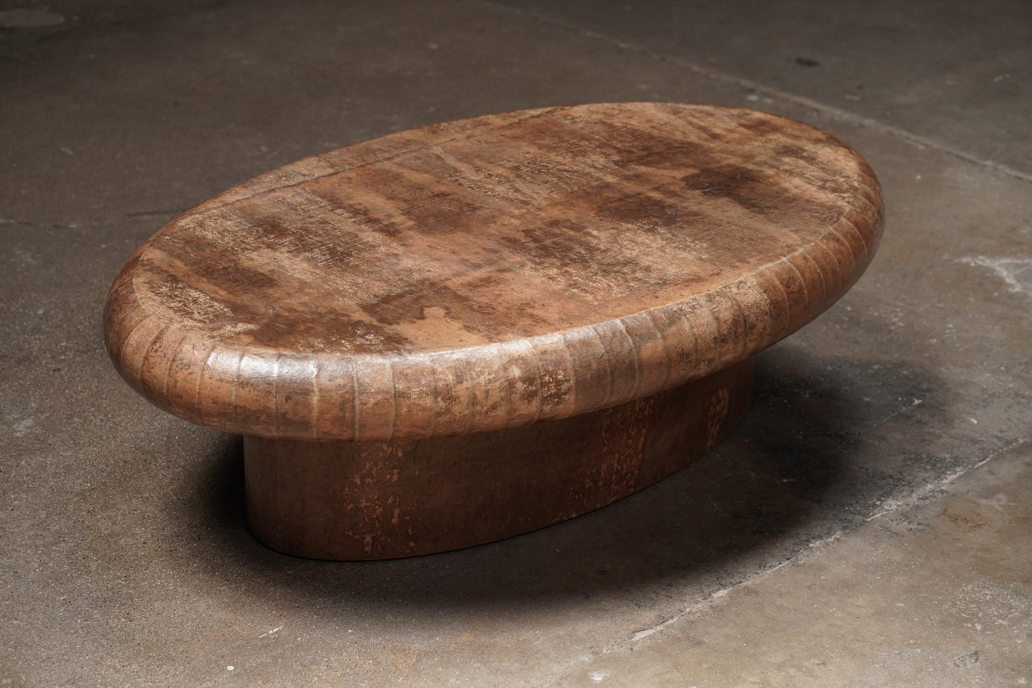 Mocha Oval Coffee Table — Japanese Paper Finish, By Studio Balestra
Made in Japan - Each unique
Custom - Made to Order

Inspired by organic forms and artisanal textures, this oval coffee table by 
Studio Balestra brings warmth and sophistication to