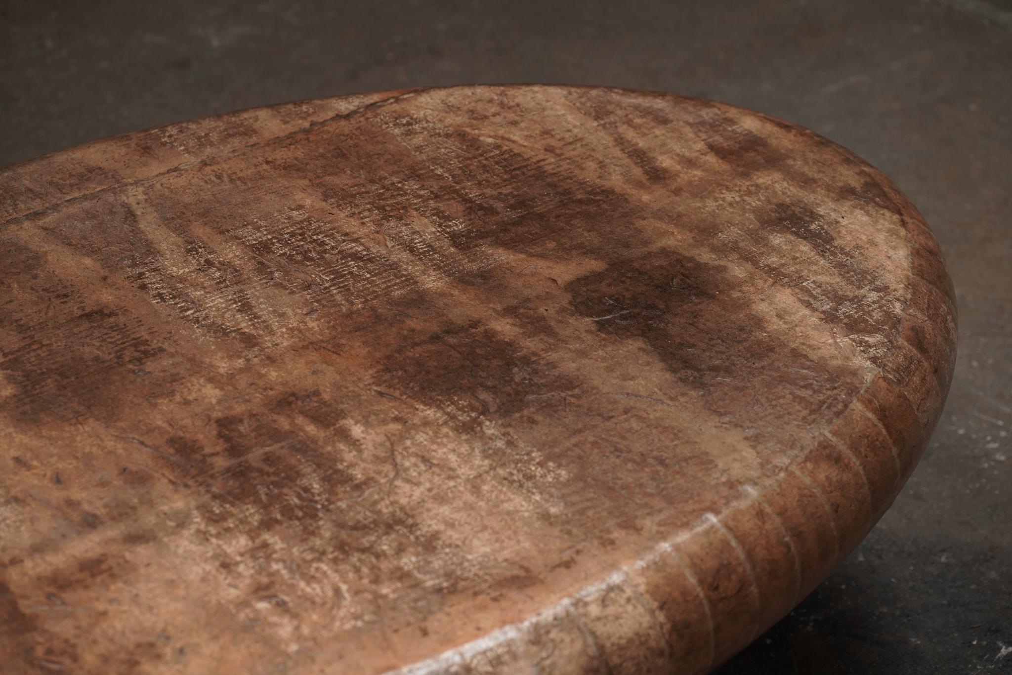 Mocha Oval Coffee Table — Japanese Paper Finish, By Studio Balestra In New Condition For Sale In Los Angeles, CA