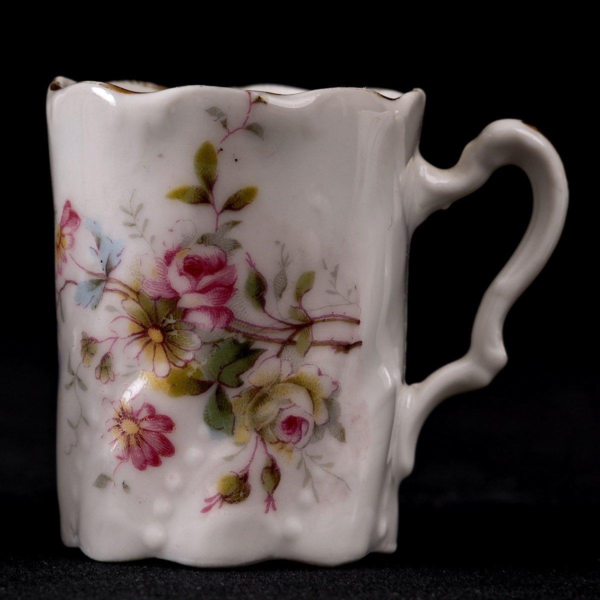 XIXe siècle Service à moka - Six tasses - Porcelaine de Sèvres - Epoque : Art Nouveau en vente