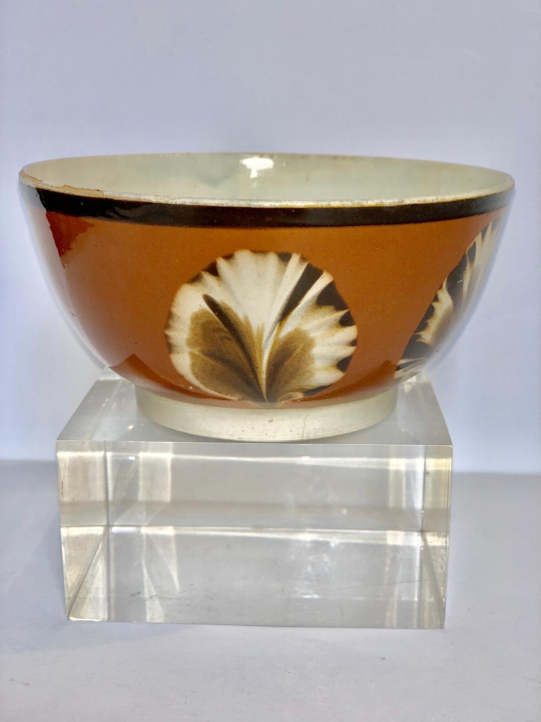 English Mochaware Bowl with Dipped Fan Decoration Made in England, circa 1800