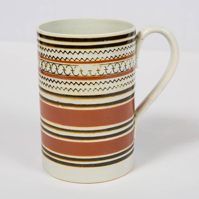 Glazed Mochaware Mug Banded with Brown Slip Made in England, circa 1815 For Sale