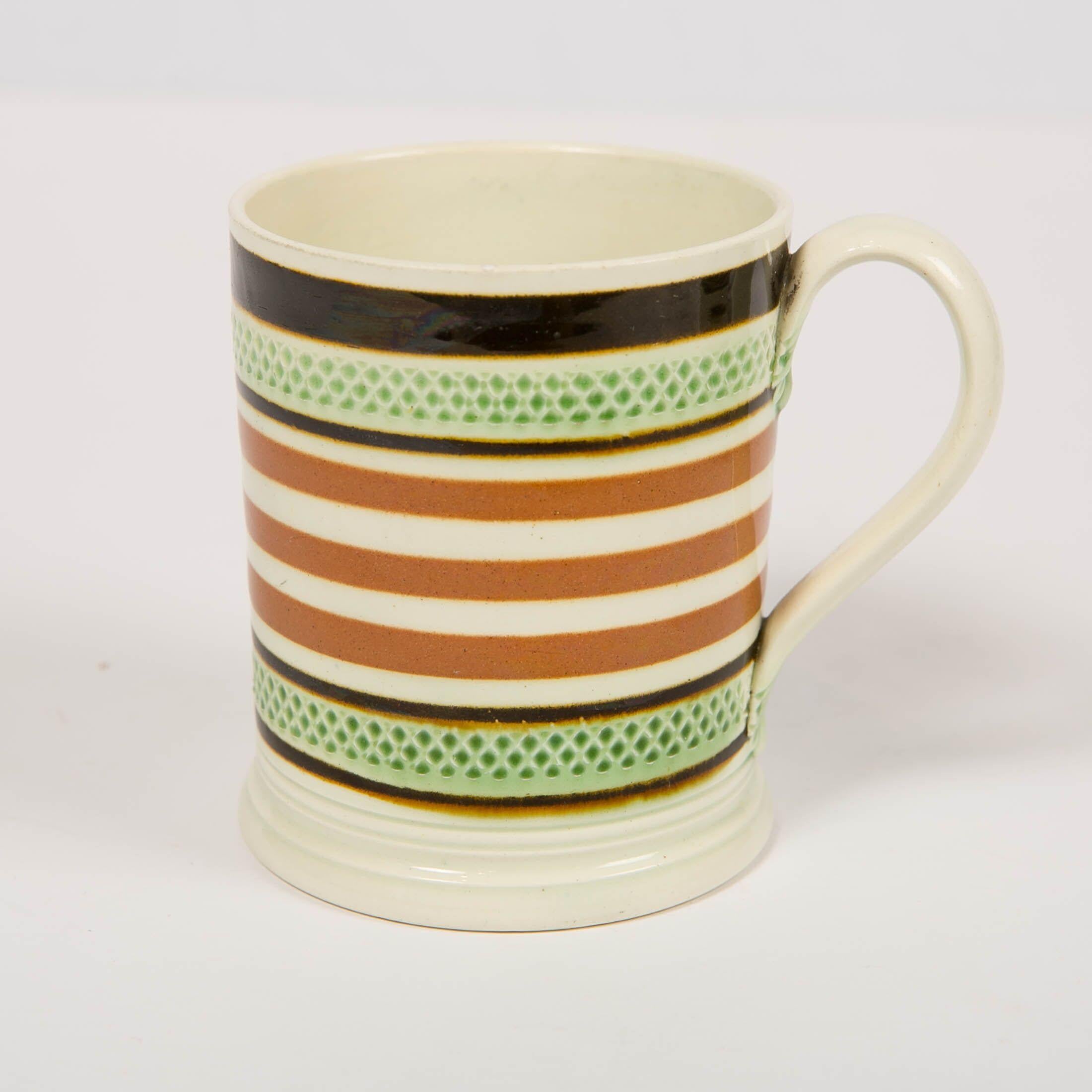 Mochaware Mug Banded with Green Glaze and Brown Slip, England, circa 1810 In Excellent Condition In Katonah, NY