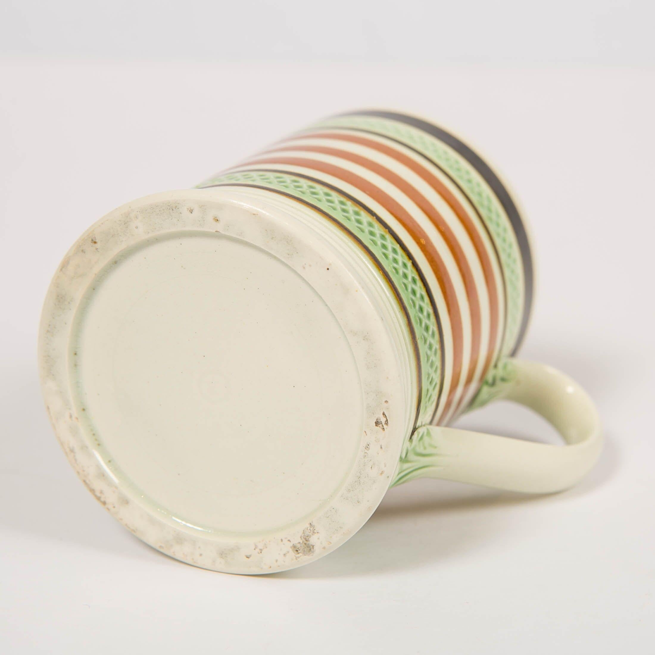 19th Century Mochaware Mug Banded with Green Glaze and Brown Slip, England, circa 1810