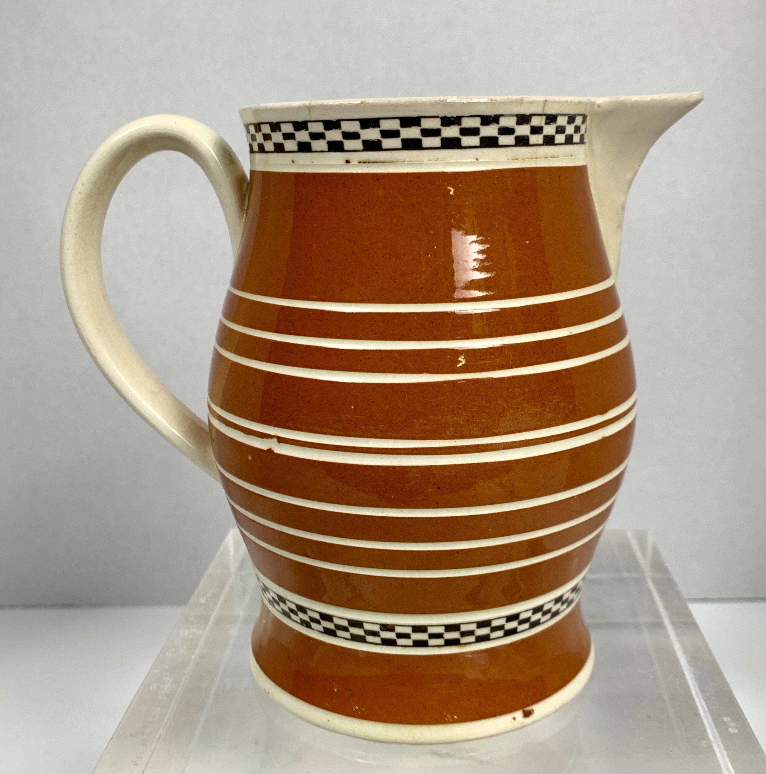 Mochaware Pitcher Decorated with Chocolate Brown Slip England circa 1815 In Good Condition For Sale In Katonah, NY