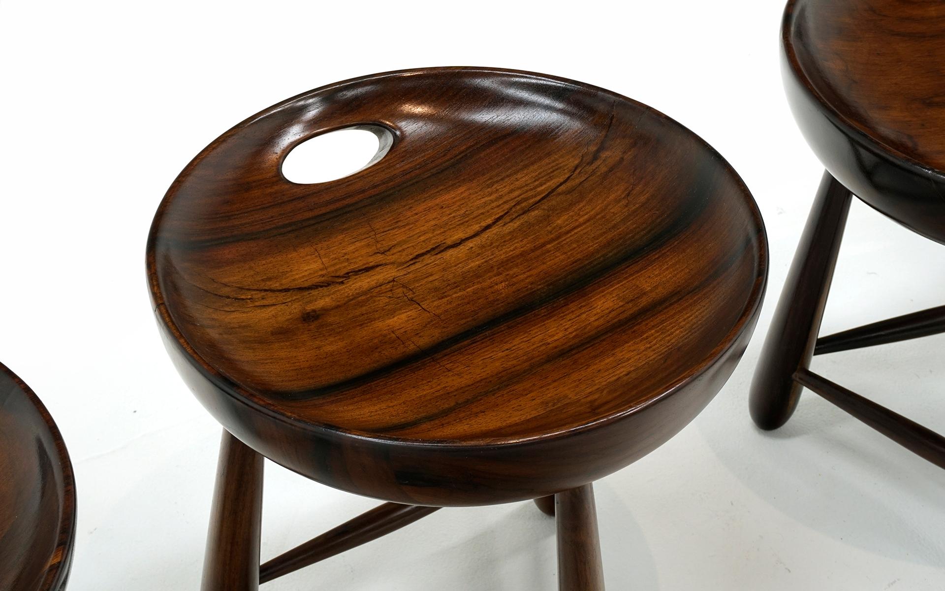 Mid-Century Modern Mocho Stool in Rosewood by  Sergio Rodrigues for Oca, Brazil, 1954. Signed. For Sale