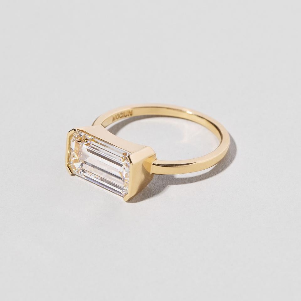 Emerald Cut Diamond Solitaire Ring In New Condition For Sale In Brooklyn, NY