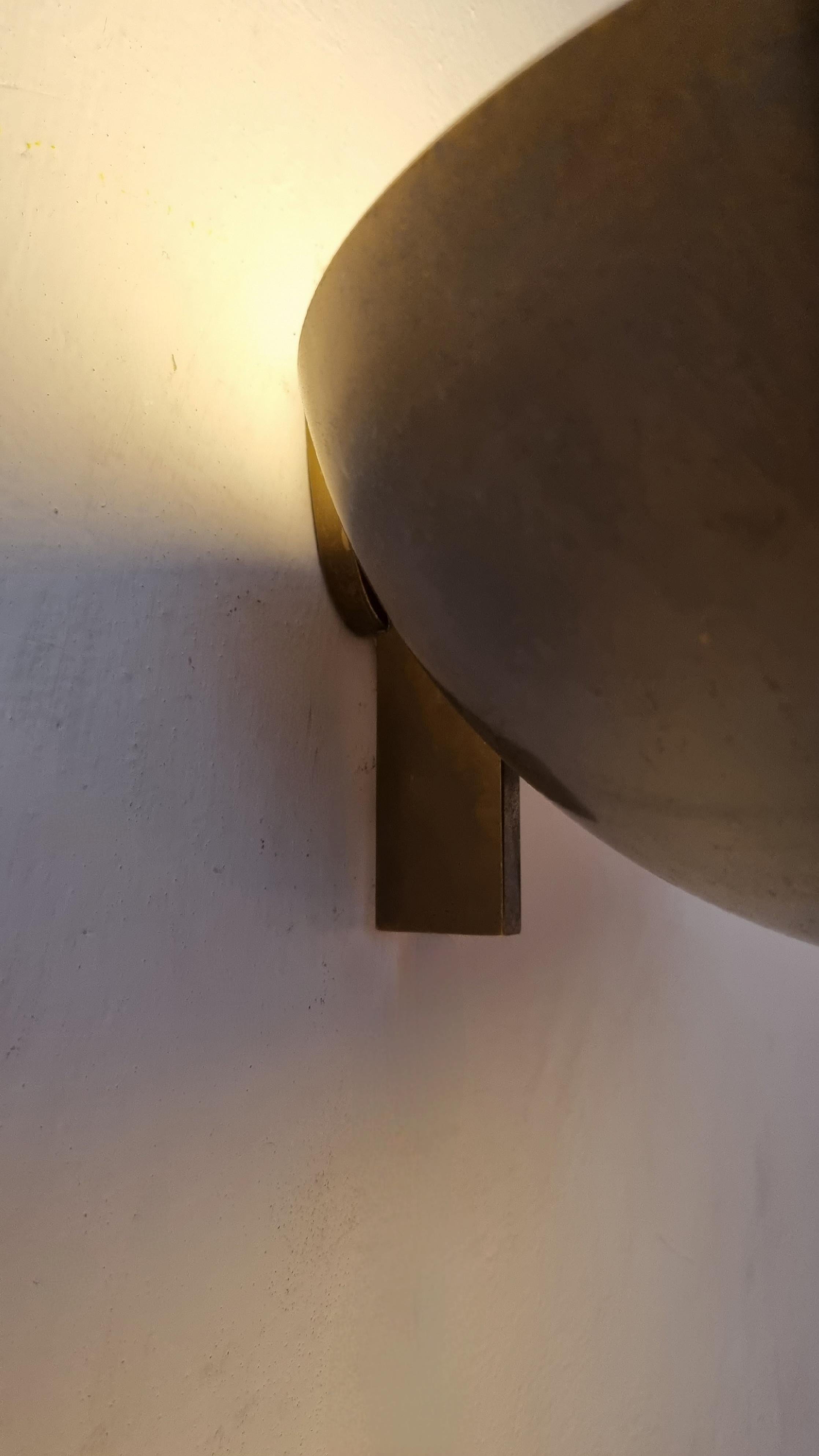 Mod. 1963 large wall sconces designed by Max Ingrand for Fontana Arte 1960s In condizioni buone a Arezzo, Italy