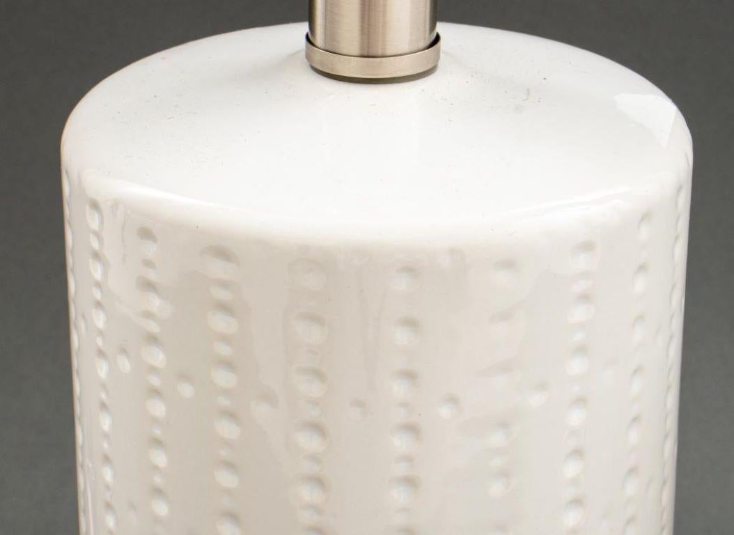 Mod 1970s Style White Ceramic Lamps In Good Condition In New York, NY