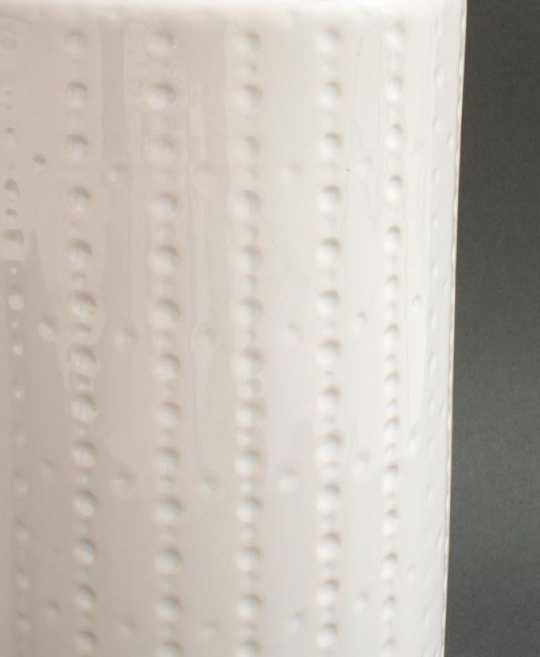 Weiße Keramiklampen im Stil der 1970er Jahre Mod im Angebot 2