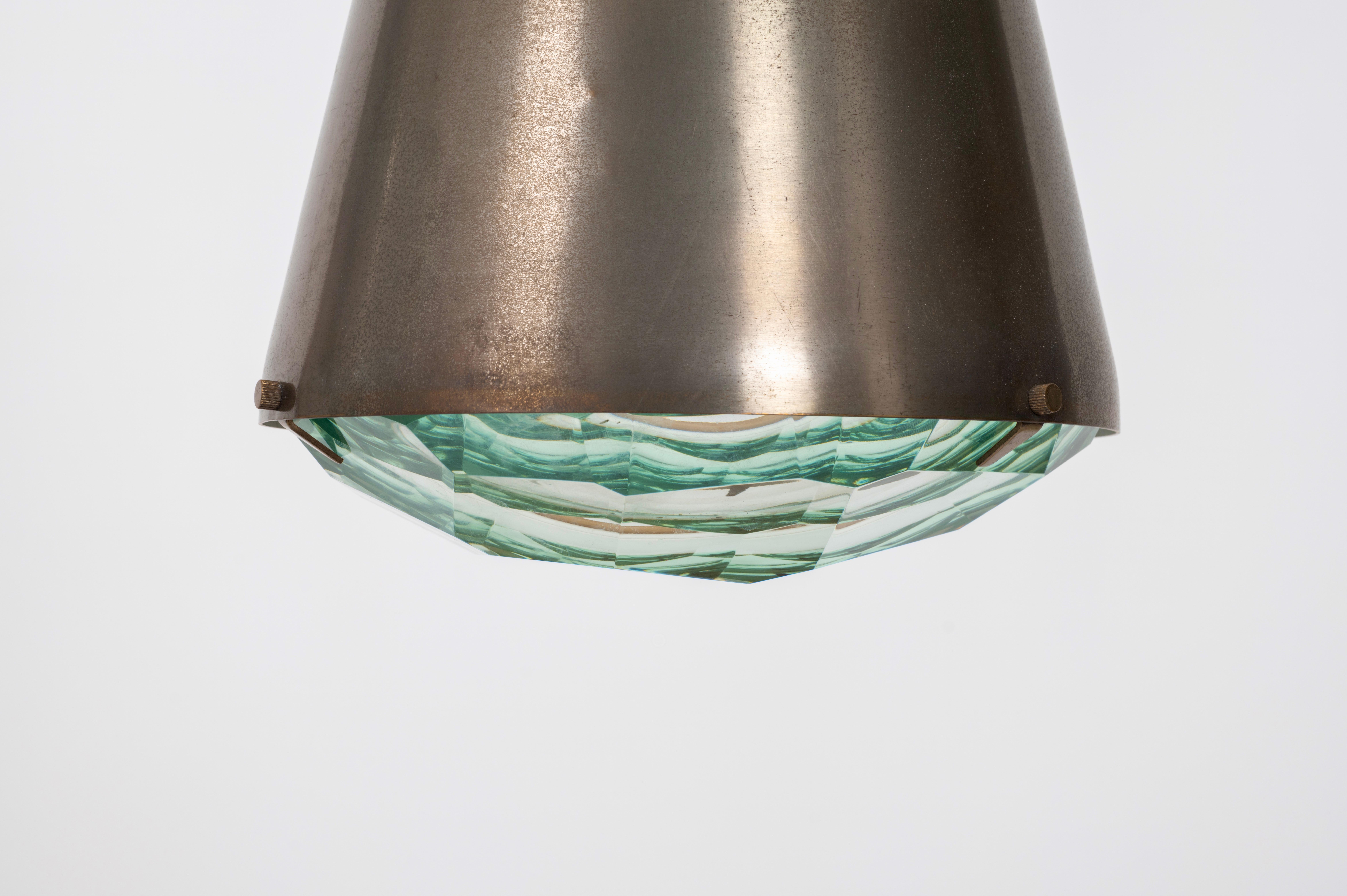 Mod. 1995 Plafoniera sfaccettata di Max Ingrand per Fontana Arte, Italia. 1995 Plafoniera sfaccettata di Max Ingrand per Fontana Arte, Italia. C.C. In condizioni buone in vendita a London, GB