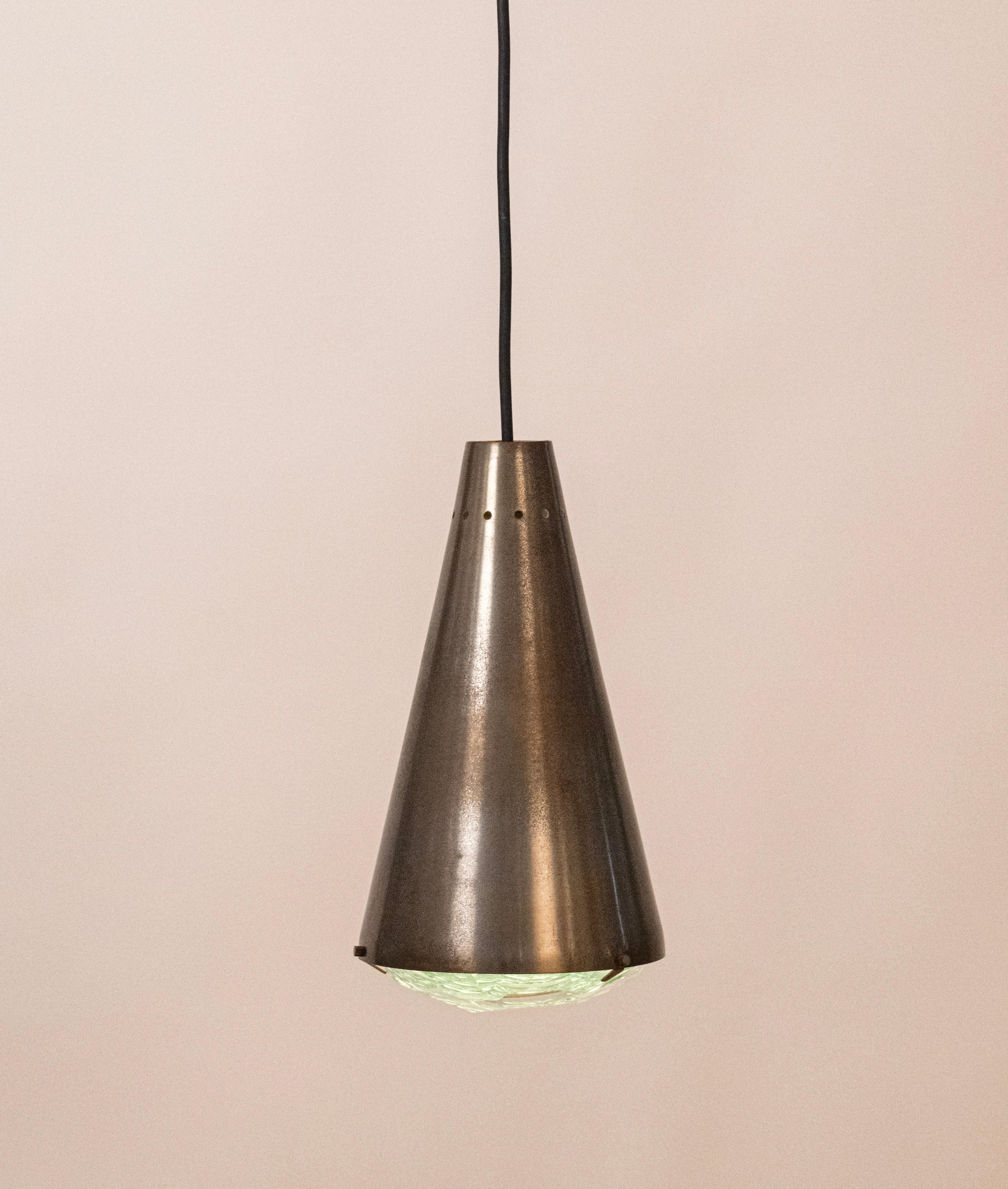 Ottone Mod. 1995 Plafoniera sfaccettata di Max Ingrand per Fontana Arte, Italia. 1995 Plafoniera sfaccettata di Max Ingrand per Fontana Arte, Italia. C.C. in vendita