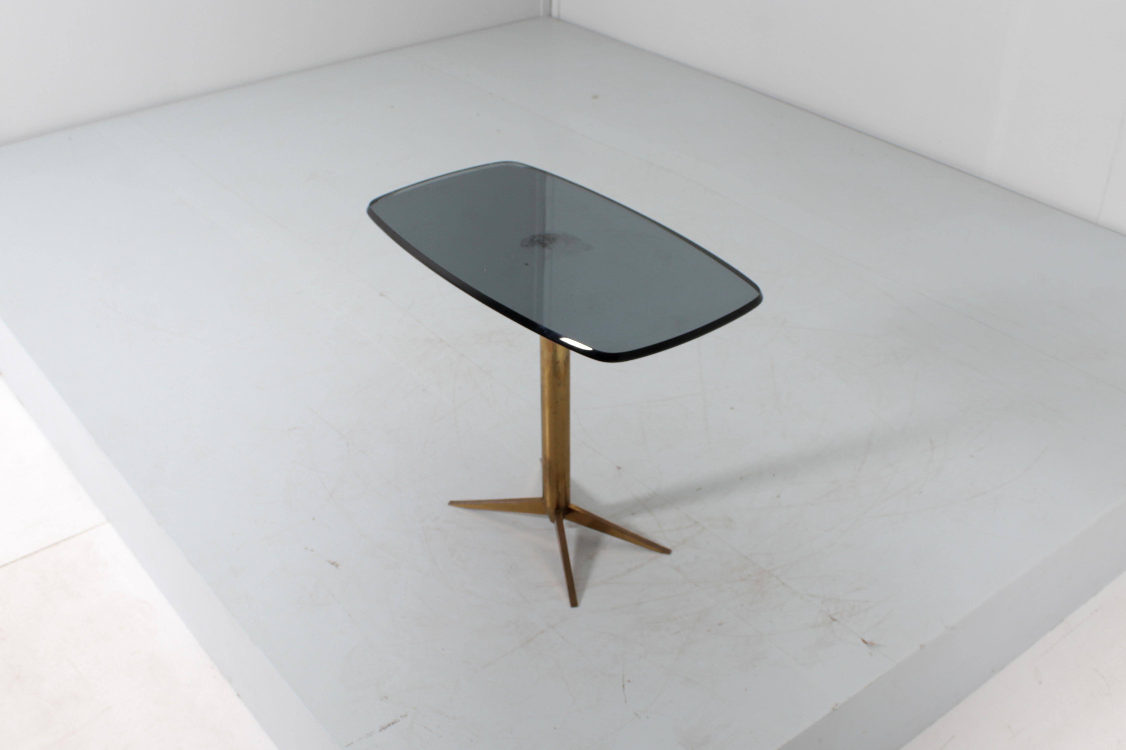 Mod. 2306 by M. Ingrand for Fontana Arte Glass and Brass Coffee Table 60s Italy 3