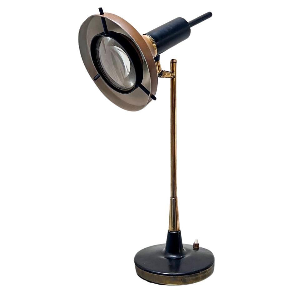 Mod. 553 Table Lamp by Oscar Torlasco for Lumi, Collectible Italian Design For Sale