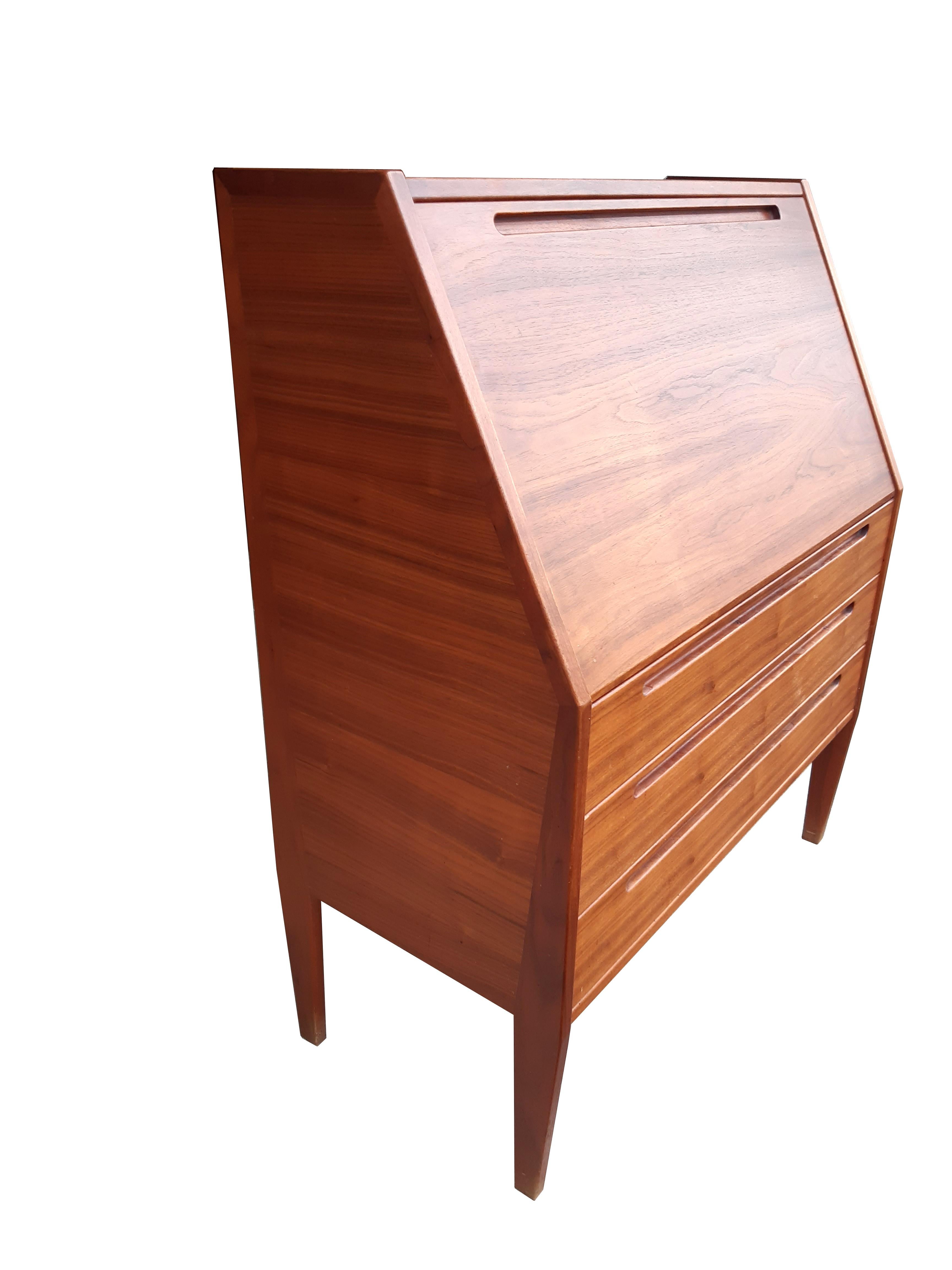 Moderne Mod. 63 Sekretär Schreibtisch Teak Kai Kristiansen HNJ Møbel / Tørring Møbelfabr en vente