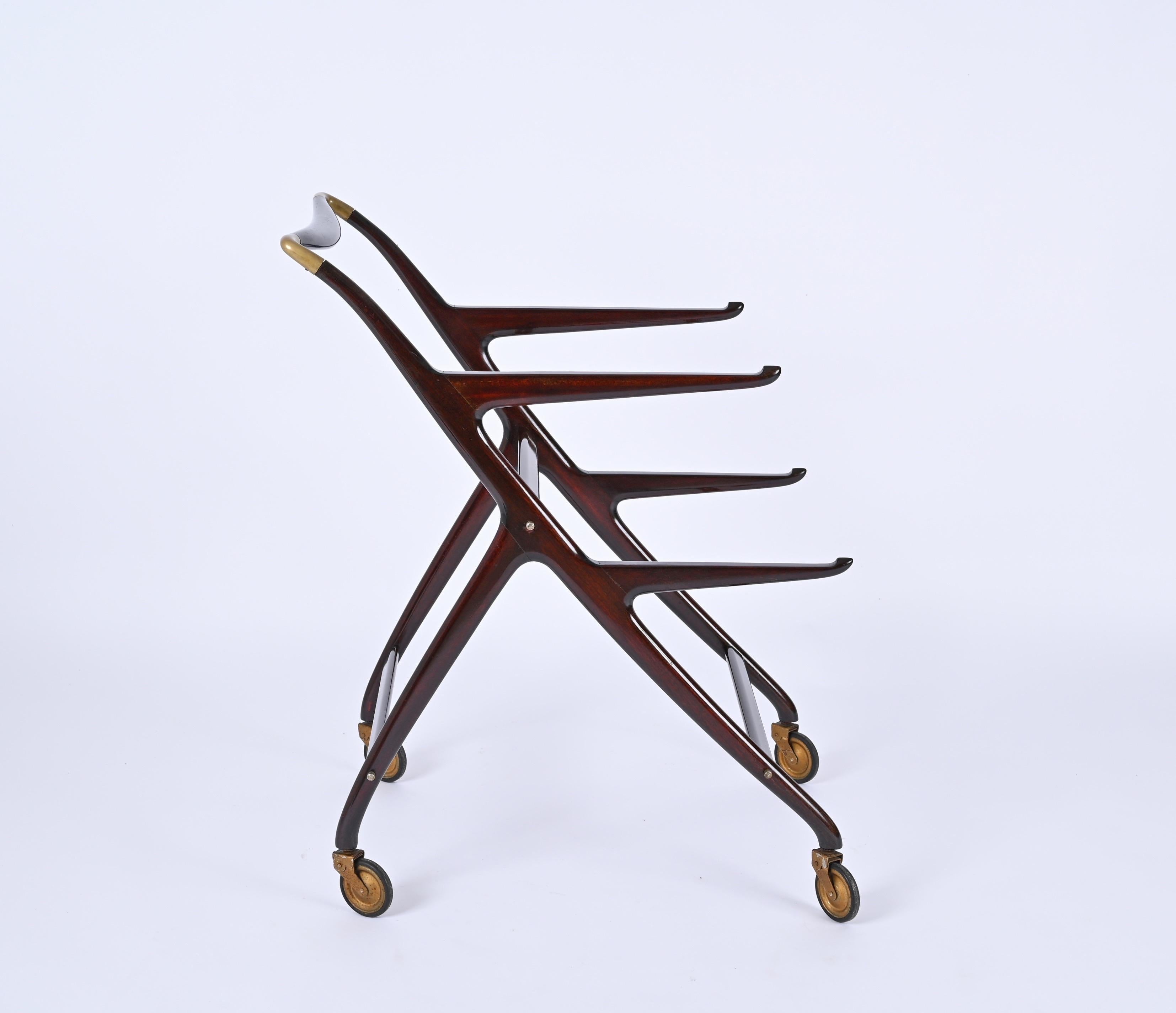 Mid-20th Century Mod. 65 Italian Serving Bar Cart by Ico & Luisa Parisi for De Baggis, 1950s For Sale