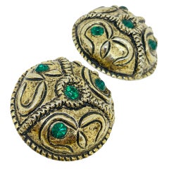 MOD DEP vintage gold tone emerald rhinestone designer clip on earrings