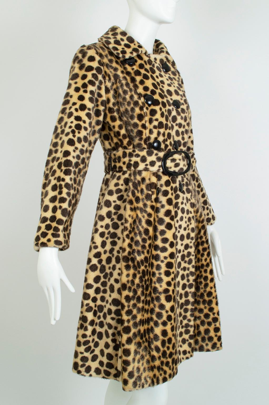Brown Mod Faux Leopard Double-Breasted Princess Coat with Oversize Buckle – XS, 1950s